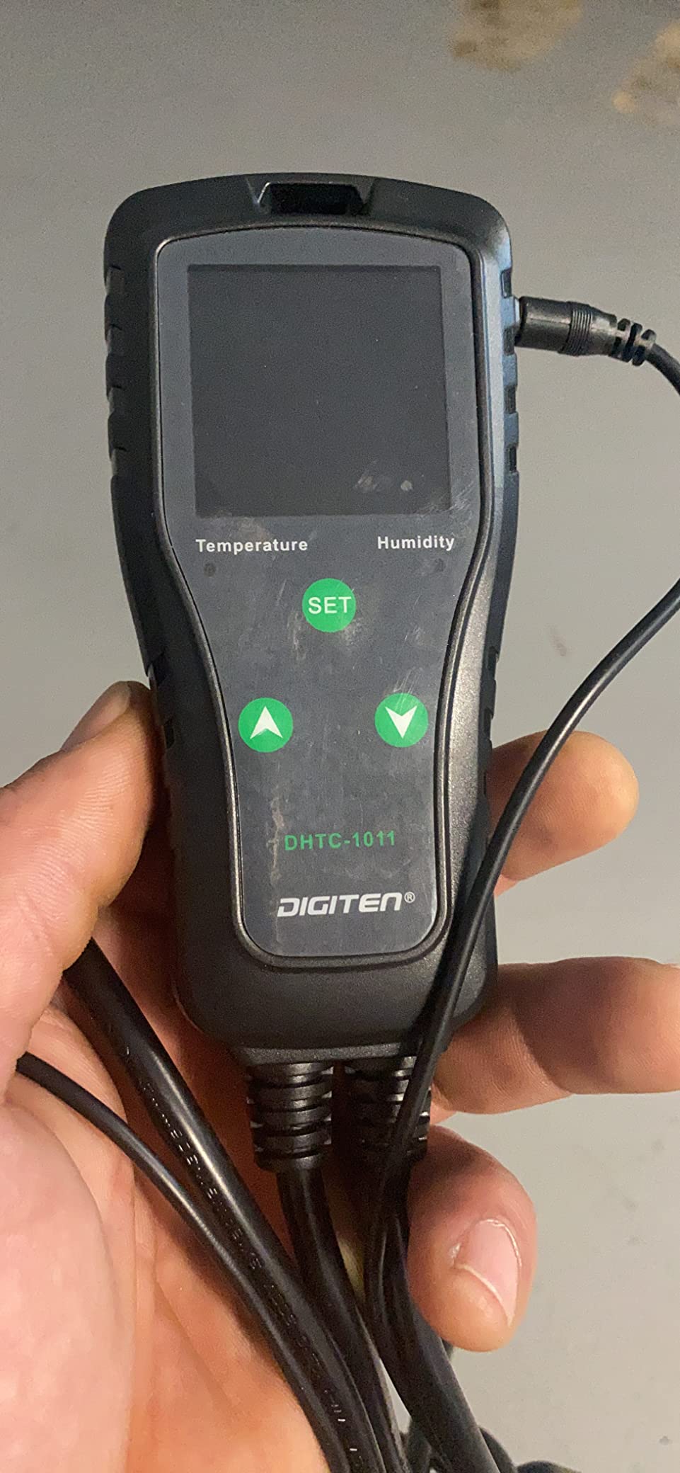DIGITEN DHTC-1011 Temperature and Humidity Controller Outlet Plug in Thermostat Humidistat Reptile Humidity Controller Greenhouse Thermostat Heating Cooling Humidifier Dehumidifier customer photo 2