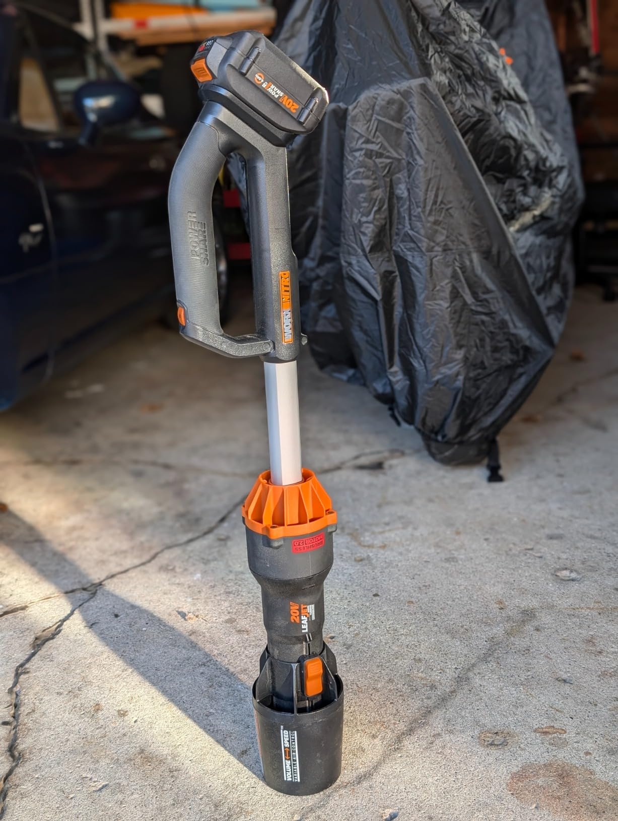 WORX Cordless Leaf Blower, 20V Electric Blower for Leaf Removal, WG543 customer photo 1