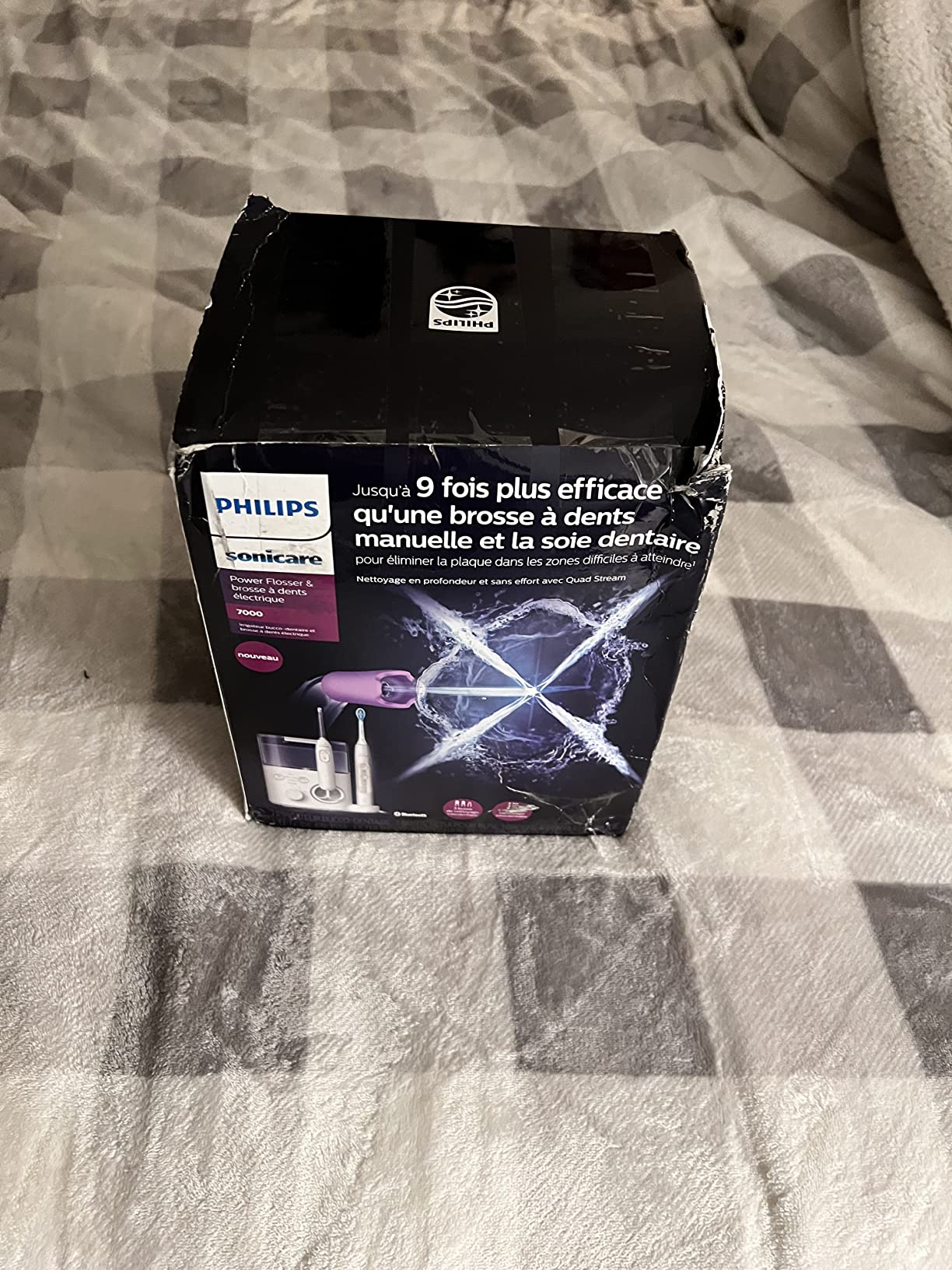 Philips Sonicare Countertop Power Flosser & Toothbrush System 7000, White | 270% More Effective for Healthier Gums, Quad-Stream Technology, 4 Flossing Modes, App Connected, HX3921/40 customer photo 1