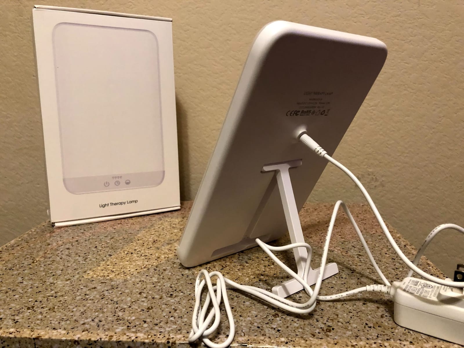 Wobrikosee Light Therapy Lamp, Ultra-Thin UV-Free 10000 Lux Therapy Light, Timer Function, Adjustable Brightness Levels, Two Color Temperature, 90° Rotatable Stand for a Happy Life customer photo 1