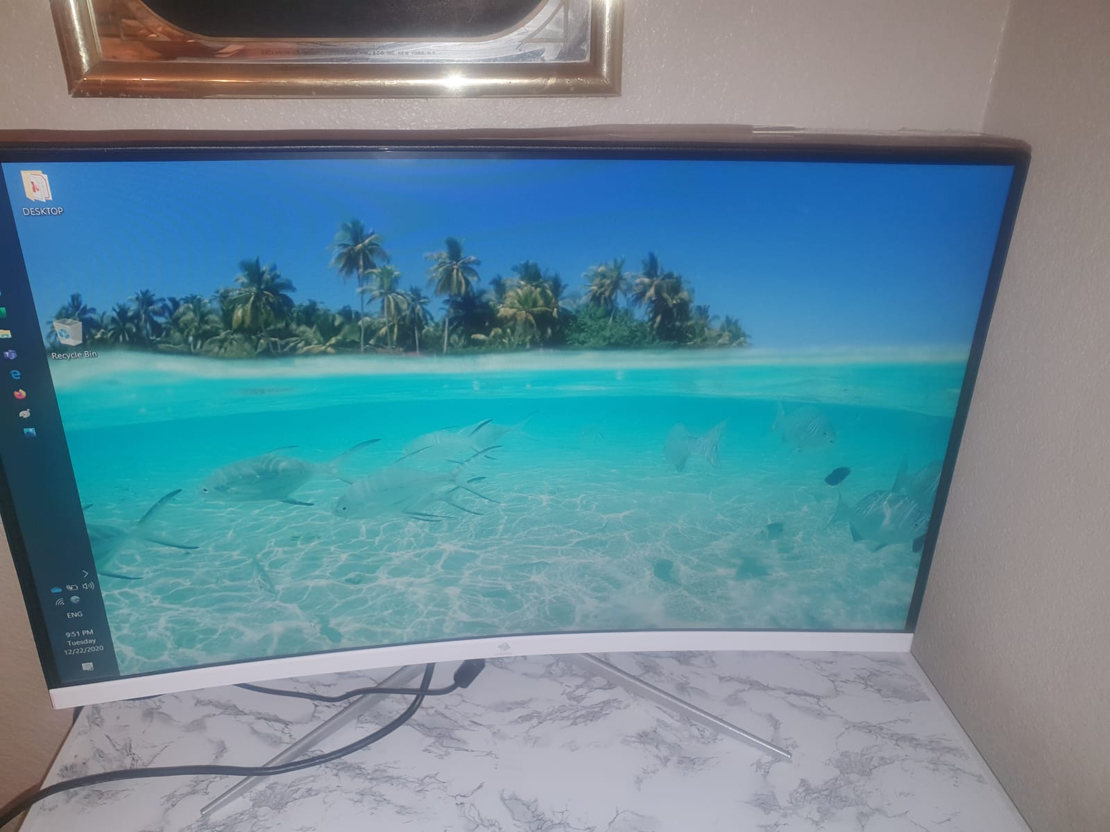 Z-Edge 27-inch 4K Monitor IPS Ultra HD 3840x2160, Computer PC Gaming customer photo 1