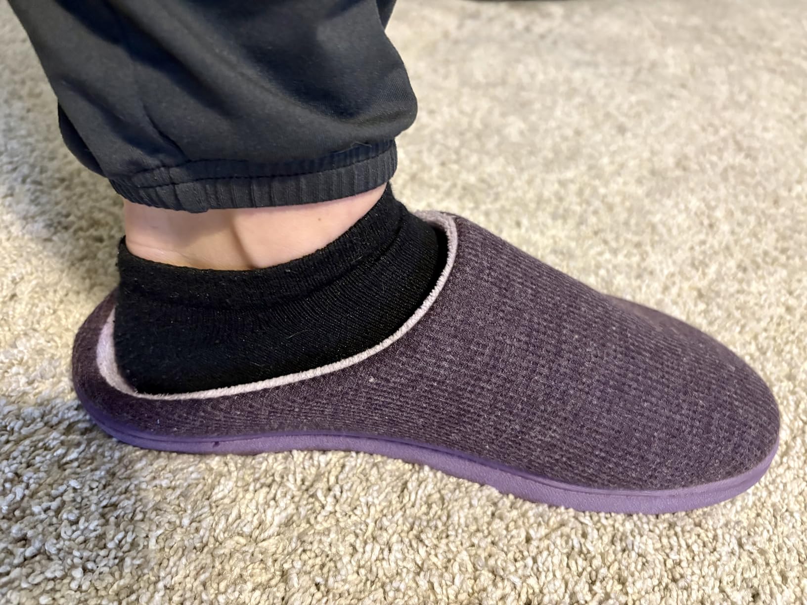 RockDove Women's Original Two-Tone Memory Foam Slipper customer photo 1