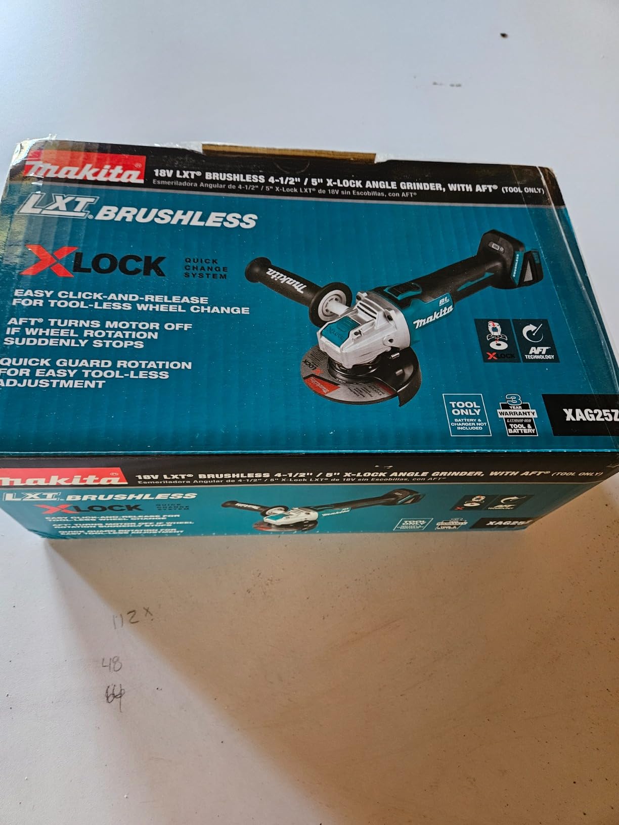 MAKITA 18V LXT Lithium-ION BRUSHLESS Cordless 4-1/2 in. /5 in. X-Lock Angle Grinder with A customer photo 2