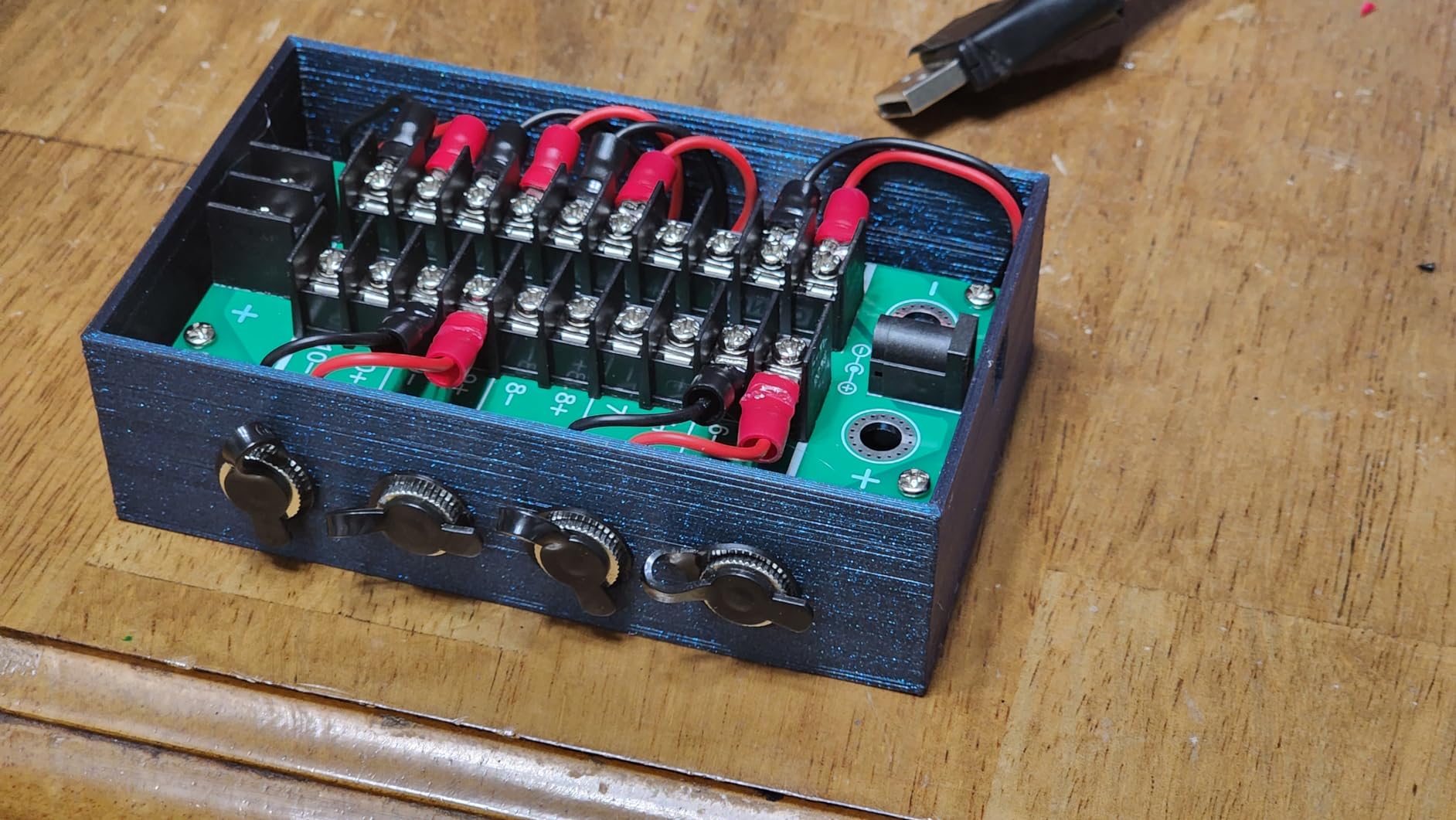 20Amp 2x10 Position Barrier Terminal Block Distribution Module for AC DC customer photo 1