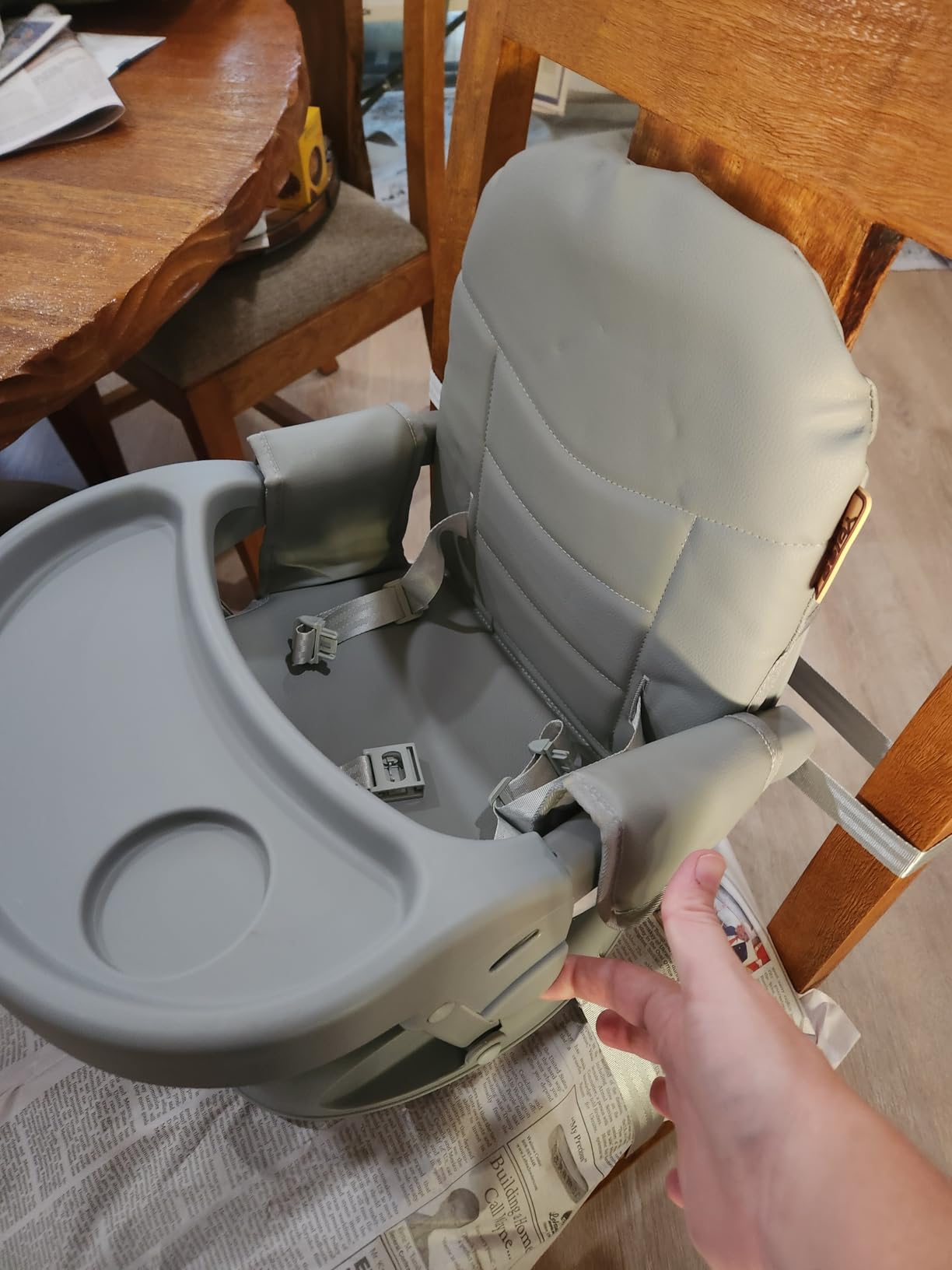 YOLEO Baby High Chair Booster Seat for Dining Table, Foldable High Chairs with Adjustable Heights, Travel Booster Seat with Removable Tray customer photo 1