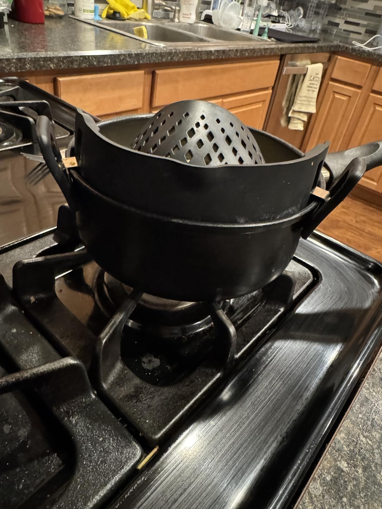 2 Pcs Clip on Strainer, Pot Strainer for Pasta Meat Vegetables Fruit, Silicone Strainers - Fit All Pots Bowls customer photo 1