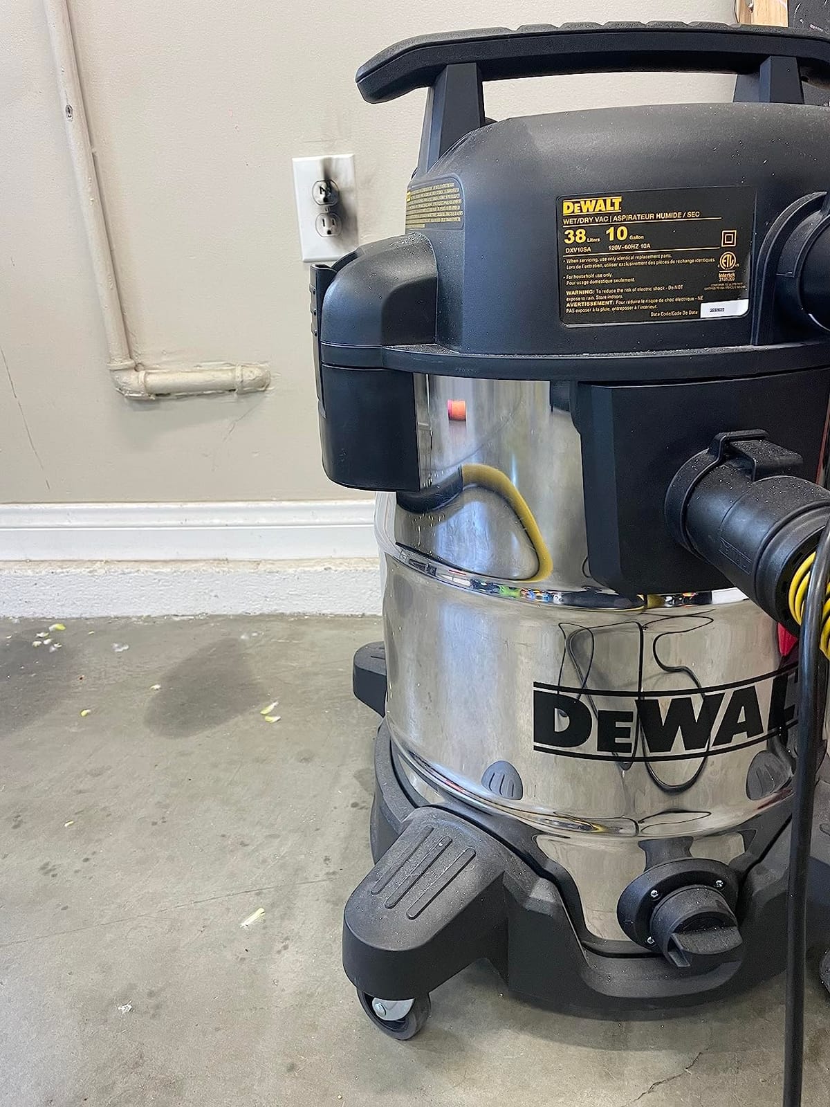DEWALT DXV08S 8 Gallon 5 Peak HP Shop Vacuum Wet and Dry with Blower | Heavy Duty Shop Vac, Stainless Steel Tank, for Jobsite, Workbench and Garage customer photo 2