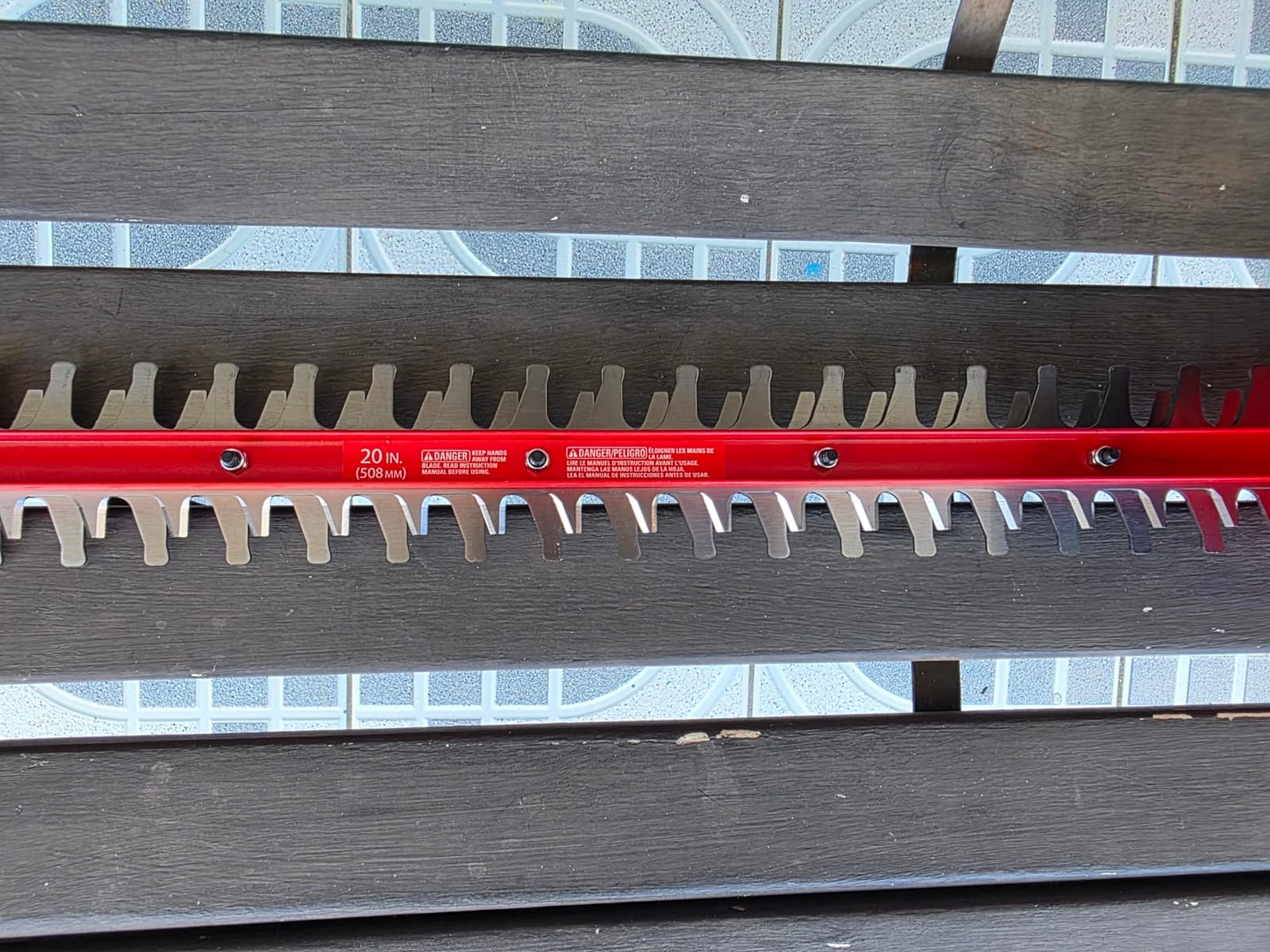 CRAFTSMAN V20 Cordless Hedge Trimmer, 20 inch, Bare Tool Only (CMCHT810B) customer photo 2
