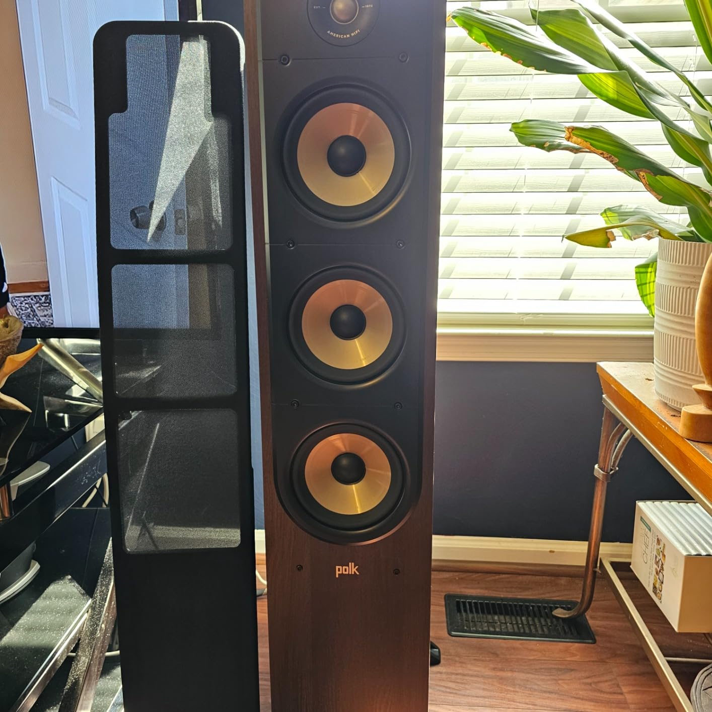 Polk Audio Signature Elite ES60 Tower Speaker, Single, Contemporary Walnut customer photo 2