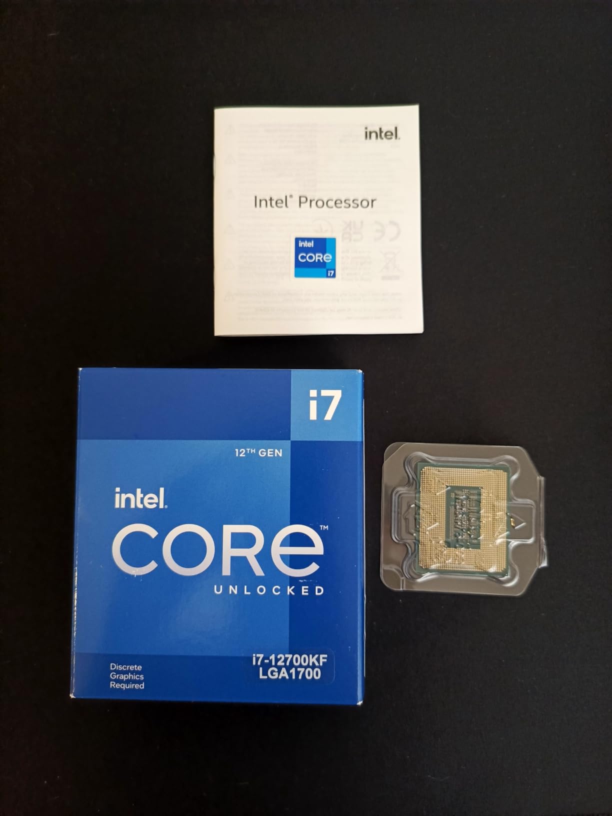 Intel® Core™ i7-12700KF Desktop Processor 12 (8P+4E) Cores up to 5.0 GHz Unlocked LGA1700 600 Series Chipset 125W customer photo 1