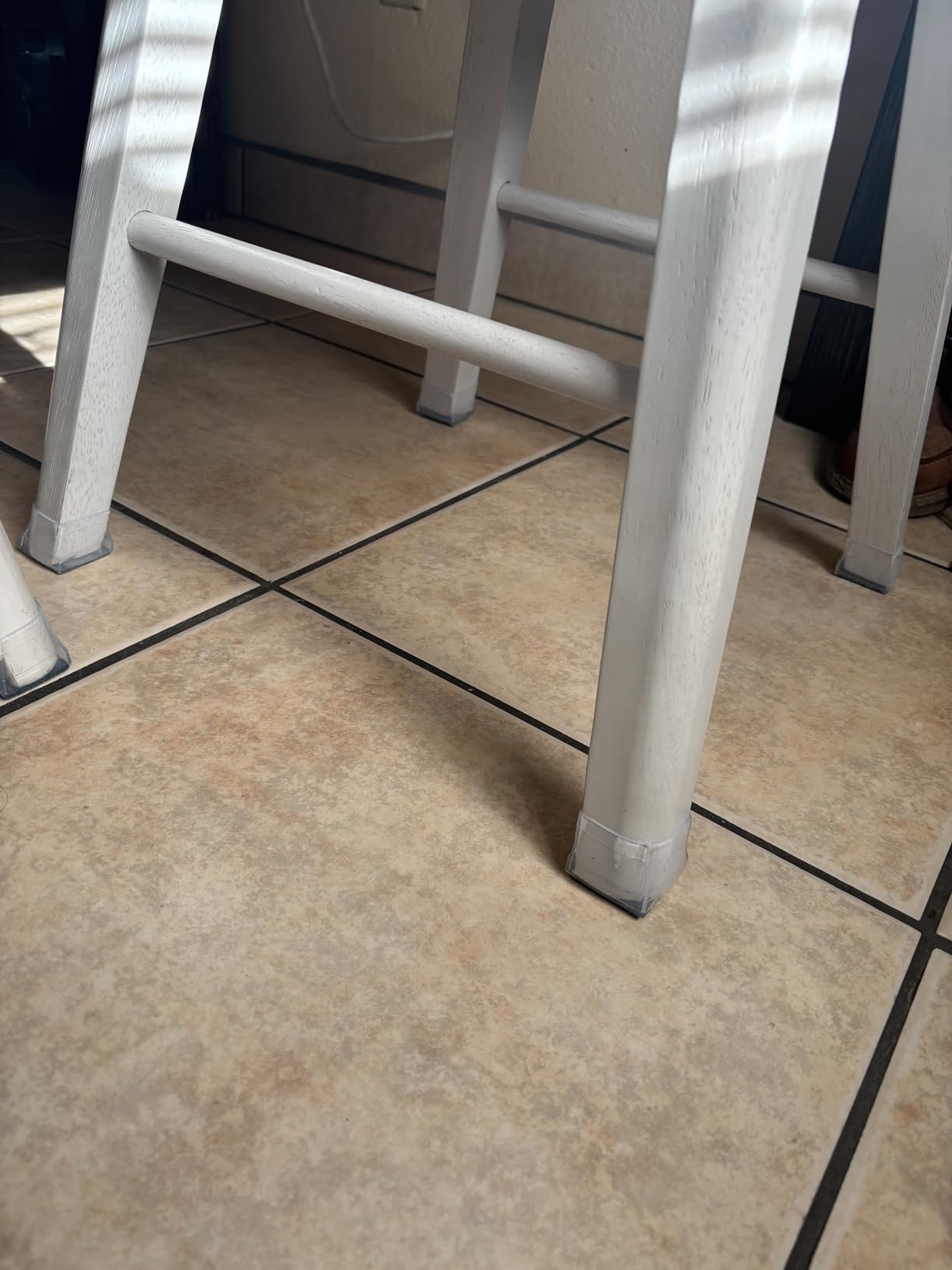 16 PCS Square Chair Leg Floor Protector, 1 1/2 in Black. customer photo 2