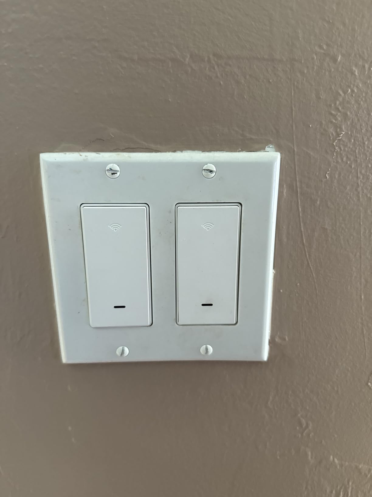 GHome Smart Switch, 3 Way Wi-Fi Light Switch Compatible with Alexa and Google Home, 2.4GHz Schedule Timer, Neutral Wire Required, 3-Way Installation, FCC Listed (4-Pack), White customer photo 2