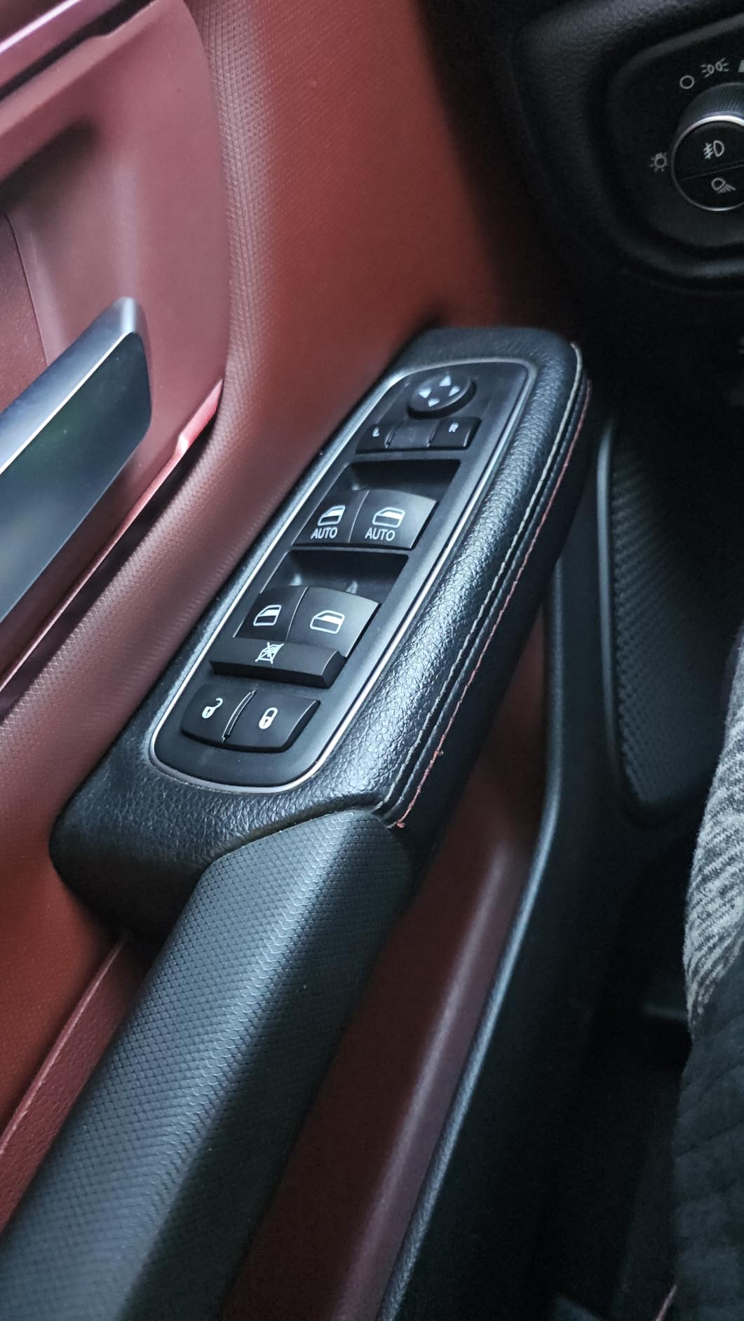 Master Power Window Switch for 2016-2018 Ram 1500 2500 3500 | Compatible with 2011-2019 Dodge Charger, 2011-2012 Journey, 2011-2020 Chrysler 300, 2015-2017 Chrysler 200, OE 68231805AA customer photo 2