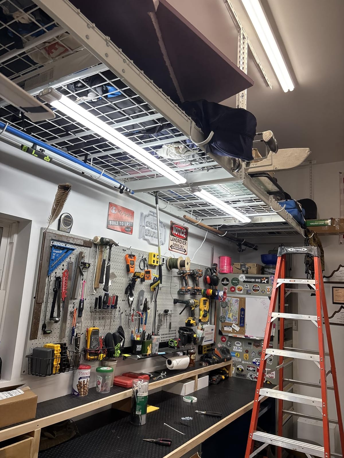 hykolity 4FT Linkable LED Shop Light for Garage, 4400LM, 5000K Daylight | 42W Utility Linkable Shop Light Fixture LED Workbench Shop Light with Plug, Hanging or Surface Mount, Black - ETL, 2 Pack customer photo 2