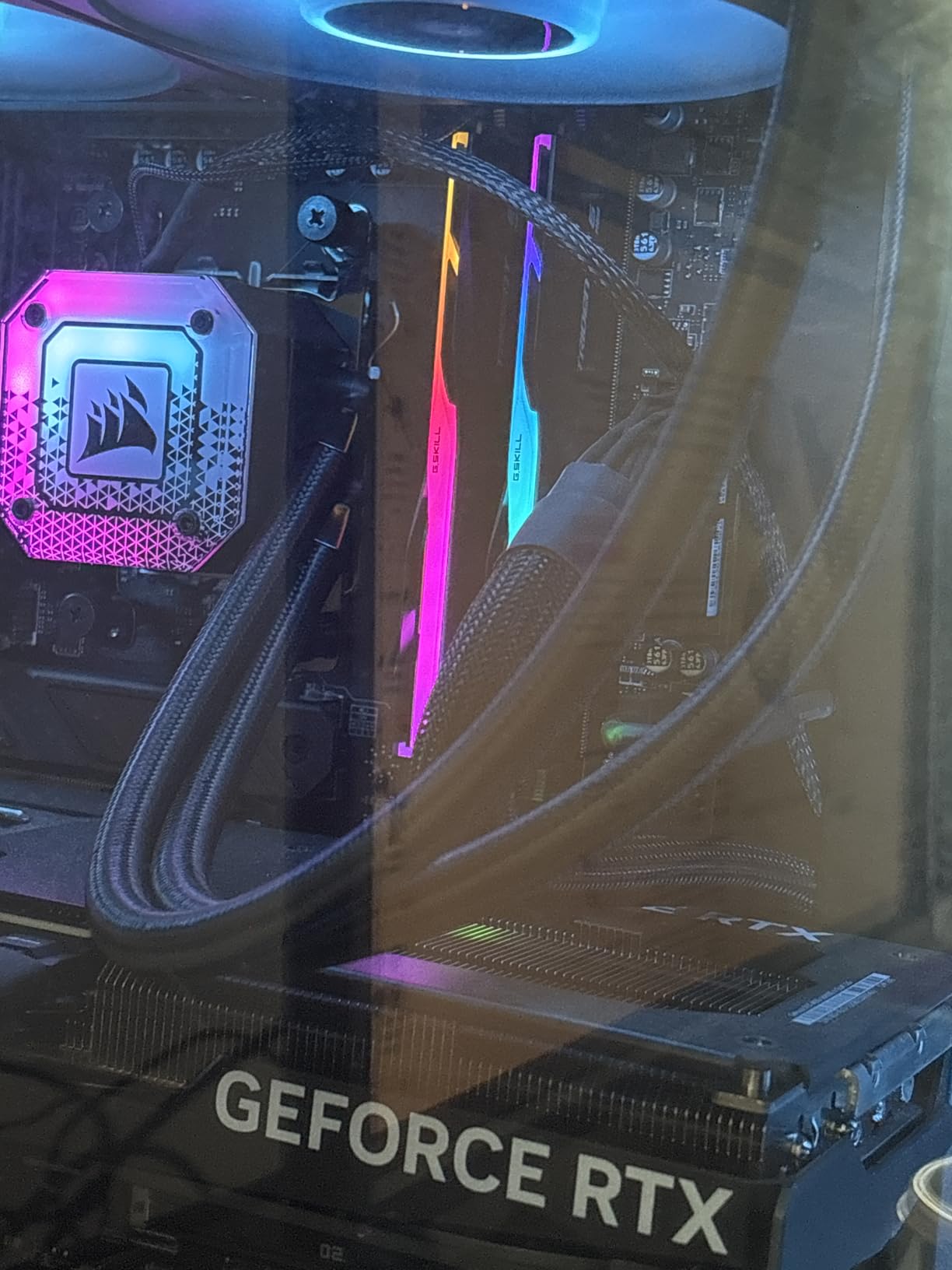 G.SKILL Trident Z5 RGB Series DDR5 RAM (Intel XMP 3.0) 32GB (2x16GB) Up to 6400MT/s CL32-39-39-102 1.40V Desktop Computer Memory U-DIMM - Metallic Silver (F5-6400J3239G16GA2-TZ5RS) customer photo 1
