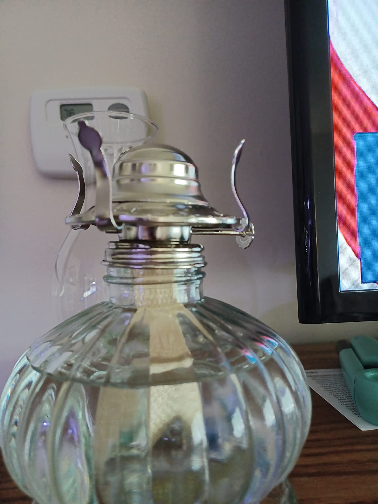 Oil Lamp Glass Kerosene (Large), Kerosene Oil Lantern for Rustic Decor Style, Hurricane Lamp, Oil Lamps for Indoor Use Decor Lighting, Lantern Lamp. customer photo 2
