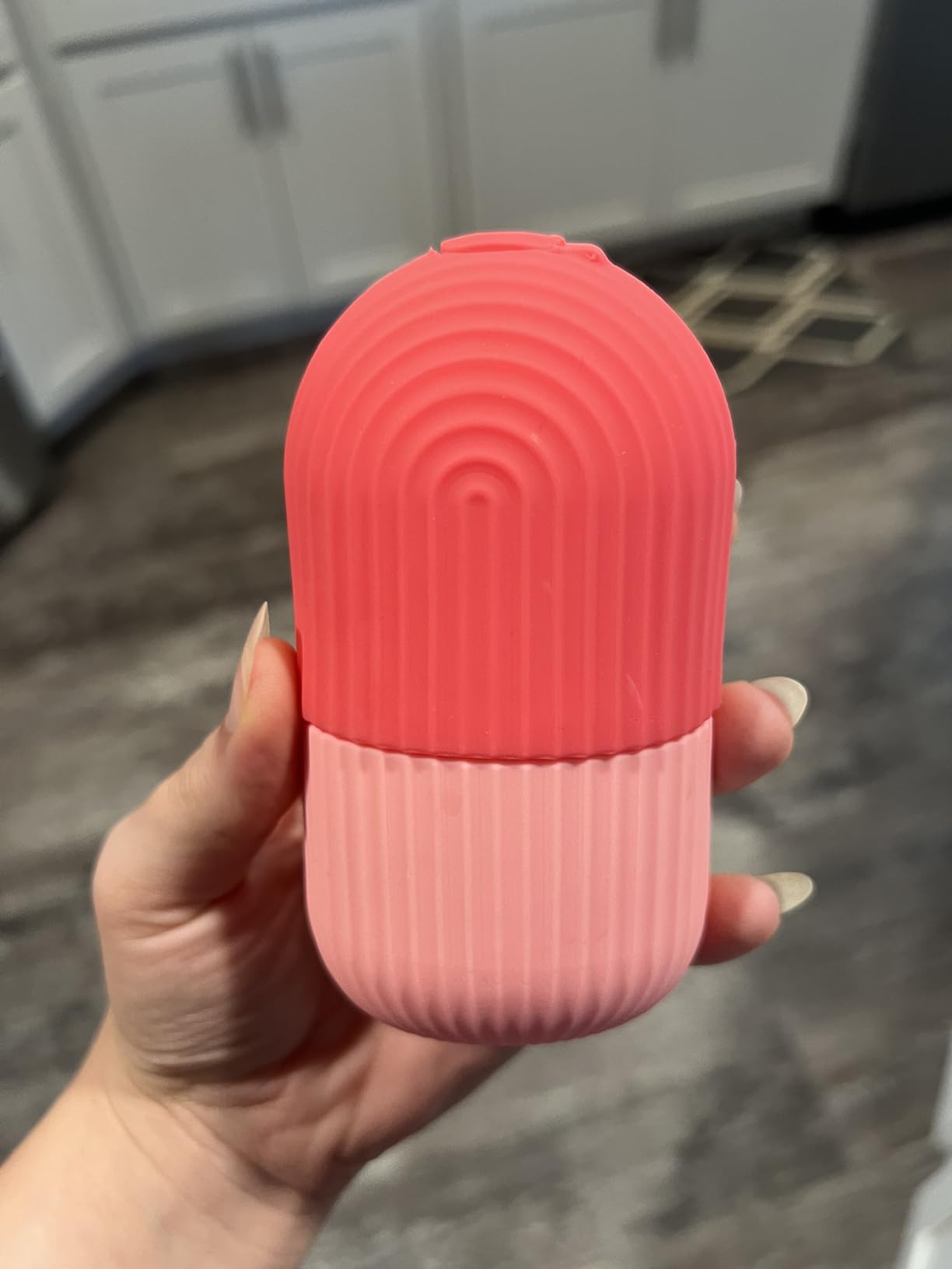 XHJRI Ice Cube Roller Massager for Face, Eyes and Neck Naturally Conditioning and Skin Care,De-Puff Eye Bags,Reduce Migraine Pain,Reusable Massage Silicone Ice Mold (Pink) customer photo 2