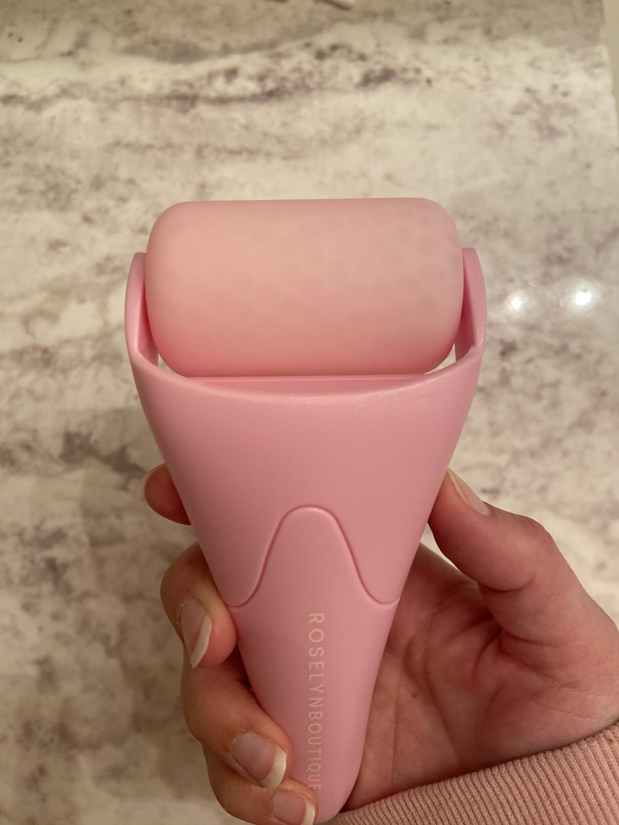 ROSELYNBOUTIQUE Ice Roller for Face Wrinkles Fine Lines Puffiness Stick Massager Facial Skin Care Tools Self Care Gifts for Men Women (Red) customer photo 2