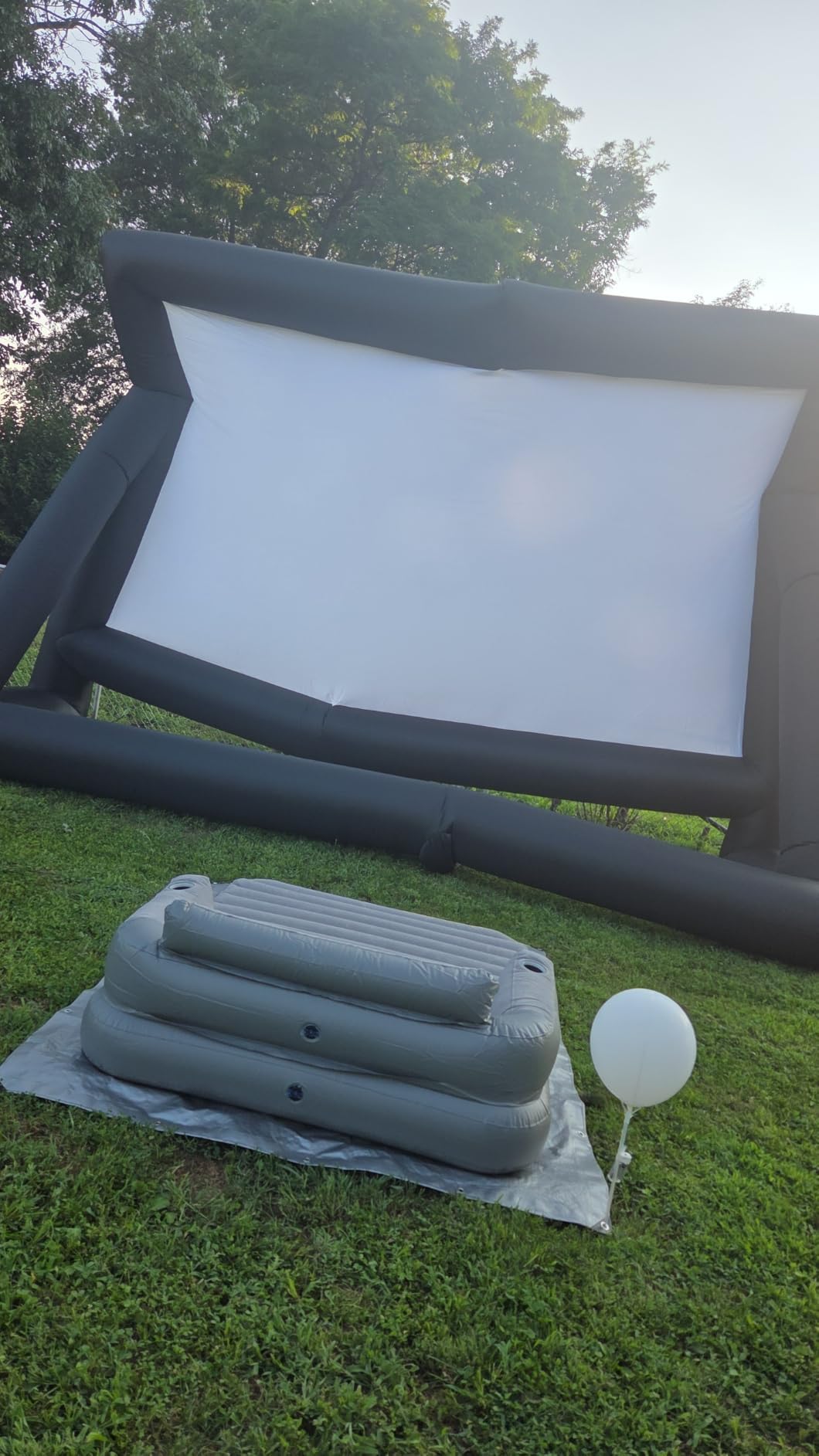 Inflatable Projector Screen, 16FT Blow Up Movie Screen Outdoor Projector, Easy Set Up One-piece Design Front & Rear Projection with Air Blower for Outside Backyard Family Movie Night Pool Party customer photo 1