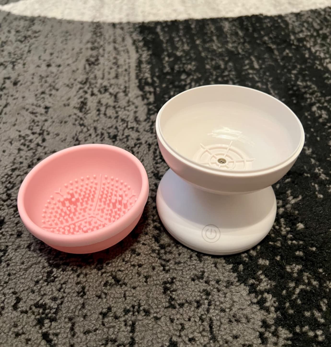 Luxiv Electric Makeup Brush Cleaner, Automatic Brush Washer Machine, Pink customer photo 2