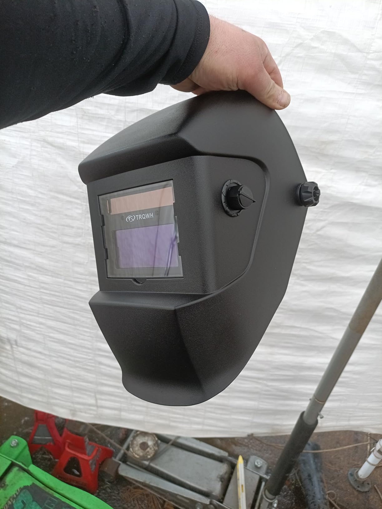 TRQWH Welding Helmet with Light True Color Auto Darkening Welding Helmets for Men Solar Powered Welding Hood with 2 Arc Sensor Wide Shade 4/9-13 for TIG MIG ARC Cool Welder Mask customer photo 2
