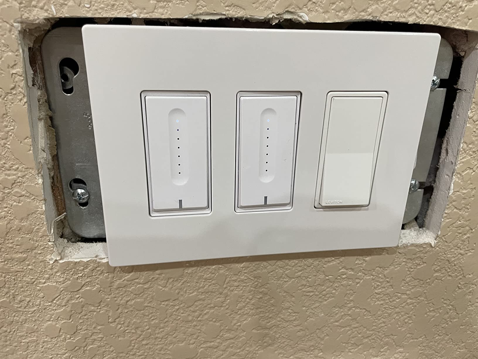 TREATLIFE 3 Way Smart Dimmer Switch 2 Pack, 2 Master 3 Way Dimmable Light Switches, 2.4GHz WiFi Smart Switch Compatible with Alexa and Google Home, Neutral Wire Needed, No Hub Required customer photo 1