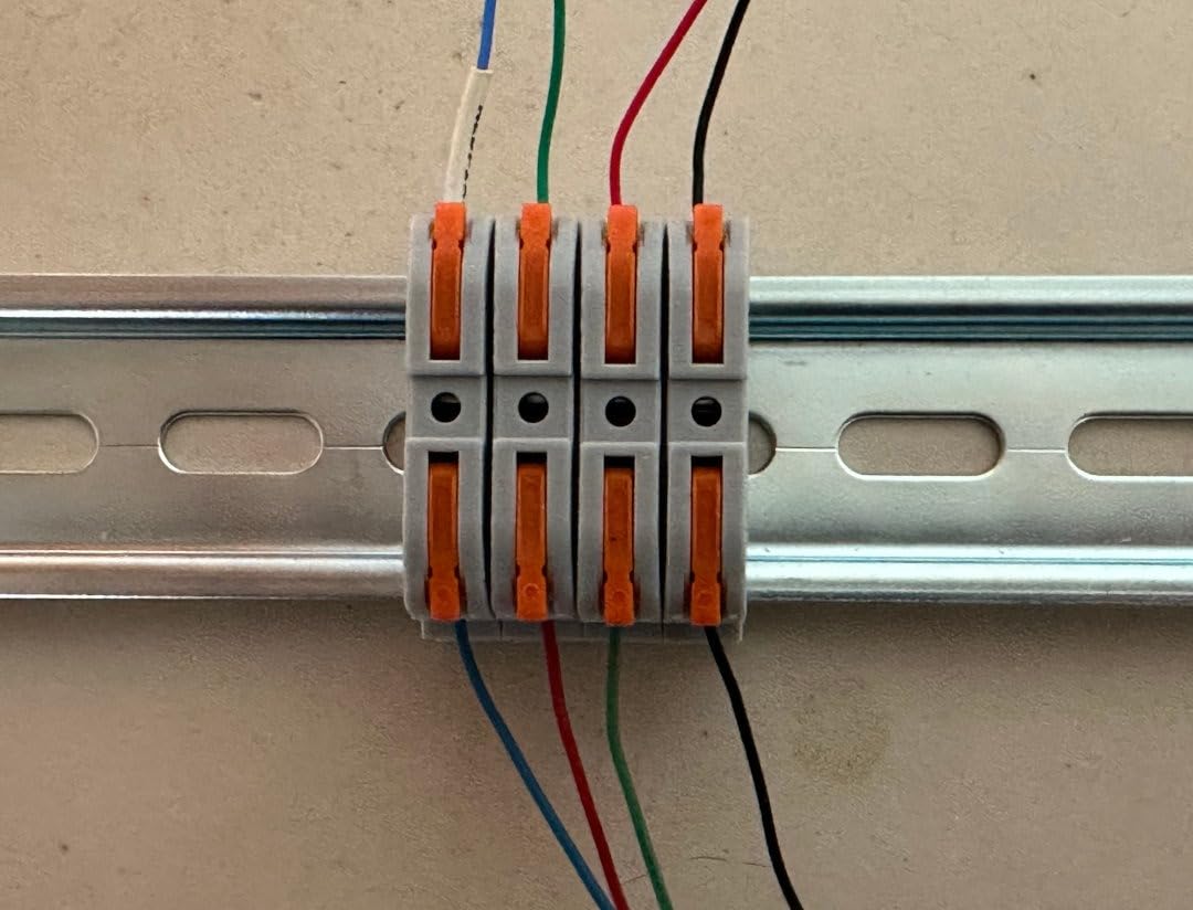 50 Pack DIN Rail Terminal Blocks 24-12 AWG DIY Wire Connectors | 1 in 1 out Quick Connect, Fits Standard 35mm DIN Mounting Rail customer photo 1
