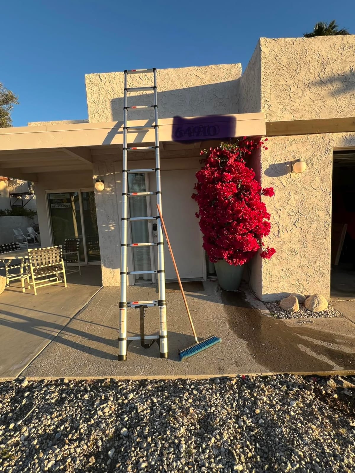 Soctone 12.5FT Telescoping Ladder with Stabilizers, Slow Down Design customer photo 2