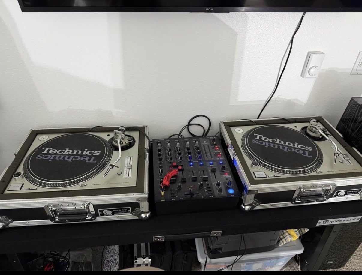 Rockville RTBL4 Adjustable Height DJ Table with Carry Bag 20