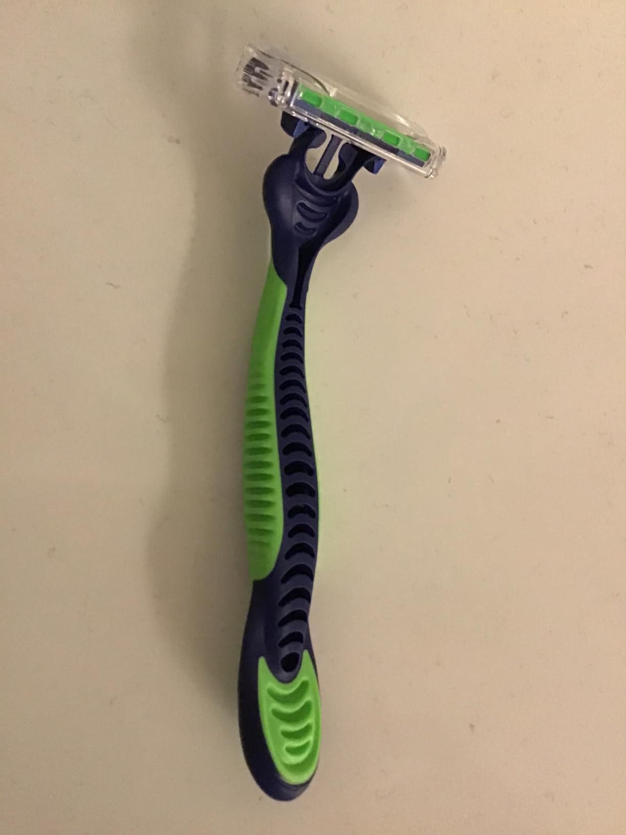 Gillette Sensor3 Sensitive Men's Disposable Shaving Razors, 12 Count customer photo 1