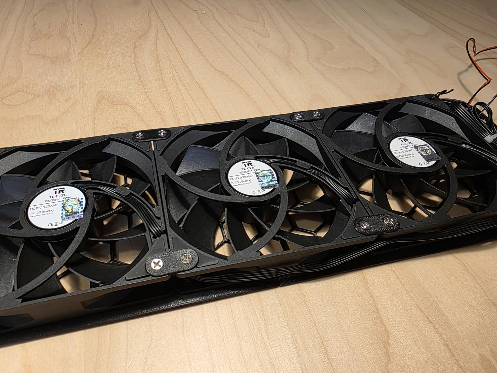 Thermalright TL-C12C-S X3 CPU Fan 120mm ARGB Case Cooler Fan, 4pin PWM Silent Computer with S-FDB Bearing Included, up to 1550RPM Cooling Fan（3 Quantities） (TL-C12C X3) customer photo 1