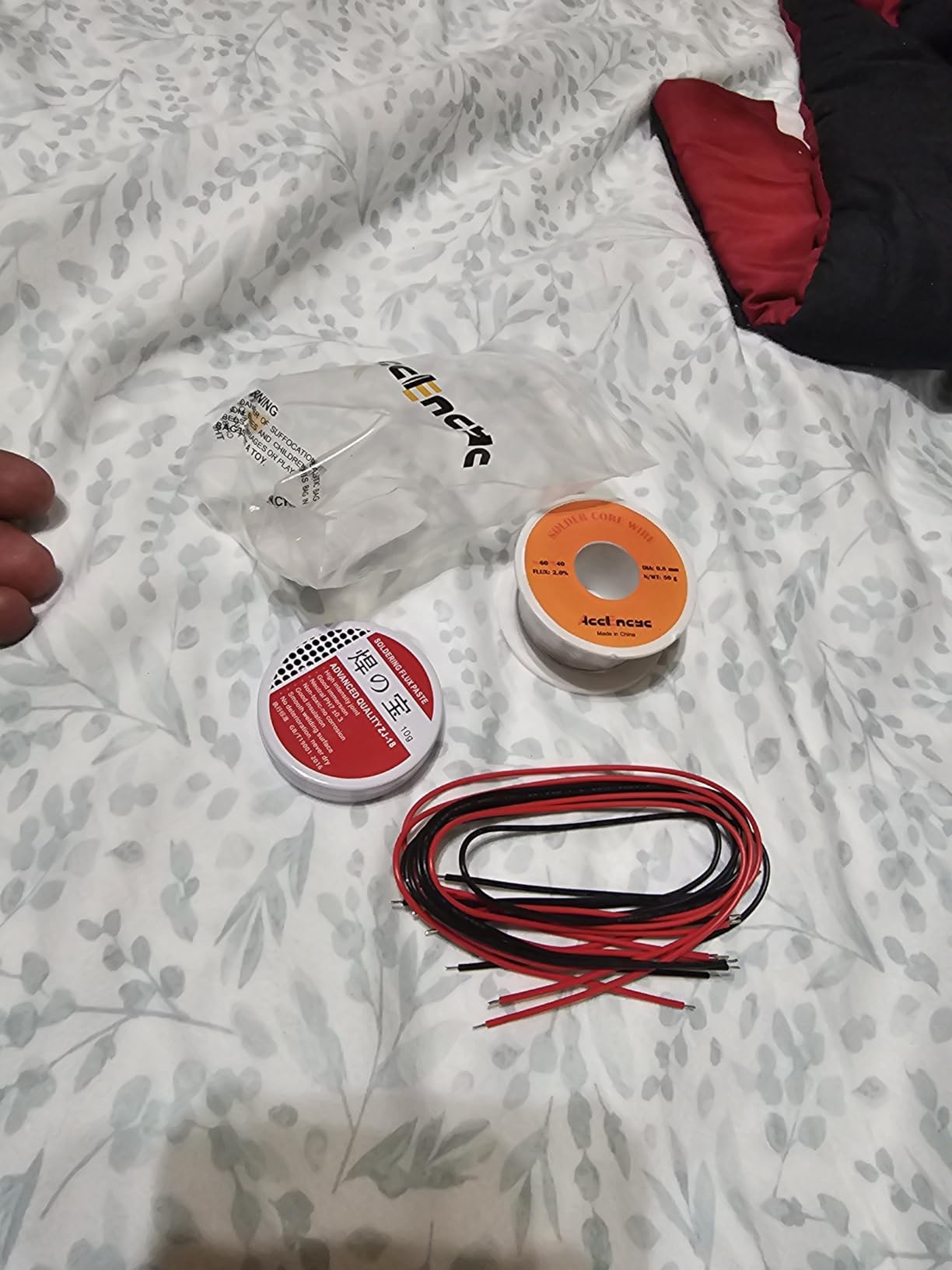 AccEncyc Solder Core Wire and Rosin Paste Flux Kit Tin Lead Rosin Core Solder Wire & Rosin Paste Flux for Electrical Soldering 60-40 (0.8mm, 50g) customer photo 1