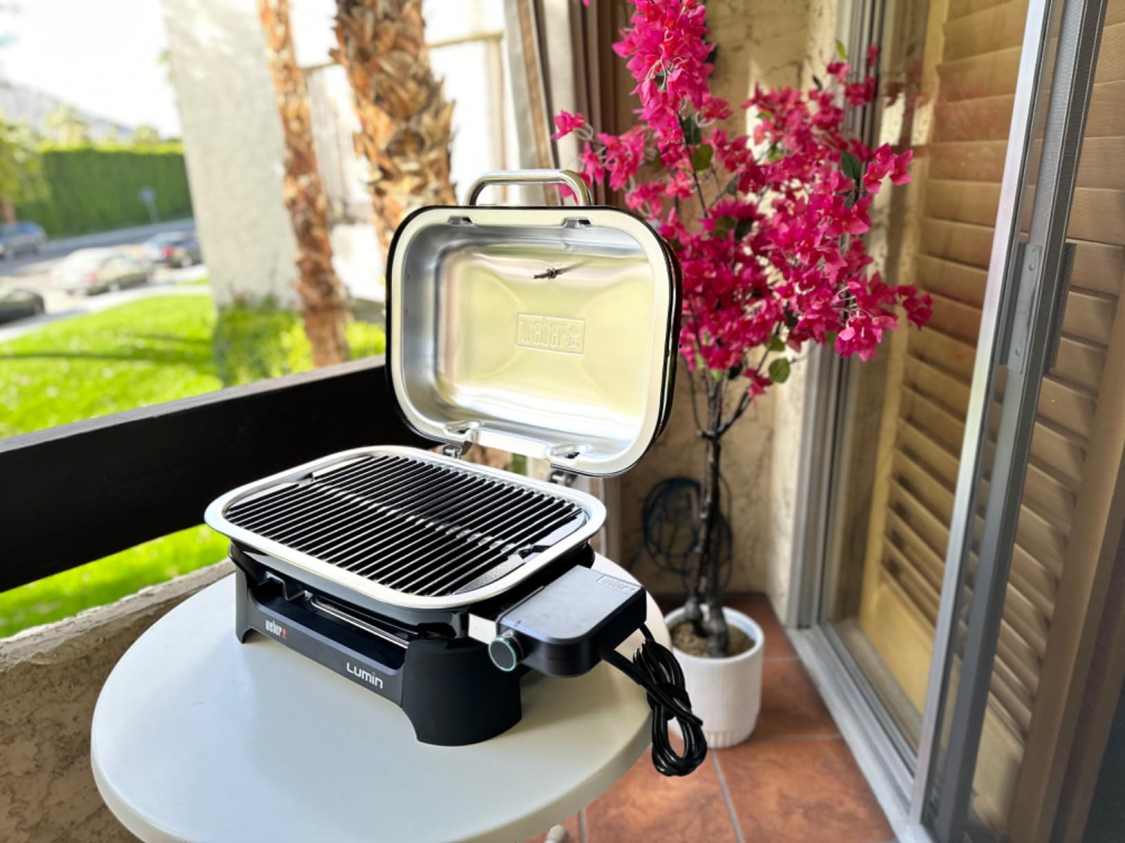 Weber Lumin Compact Portable Electric Grill, Black customer photo 1