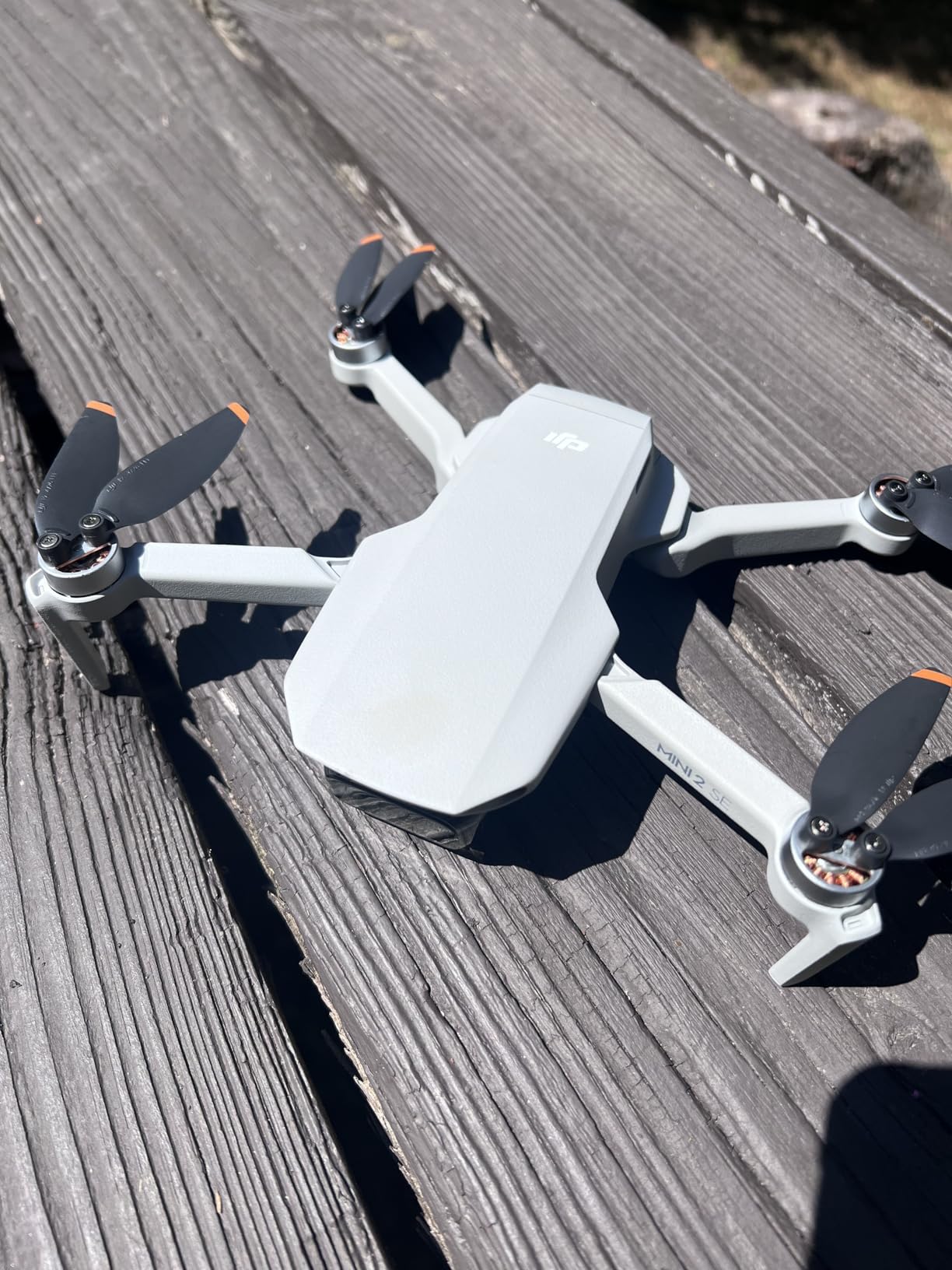 DJI Mini 2 SE Fly More Combo, Mini Drone with 10km Video Transmission, 3 Batteries for 93 Mins Max Flight Time, Under 249 g, QHD Video, Auto Return to Home, QuickShots, Drone with Camera for Beginners customer photo 2