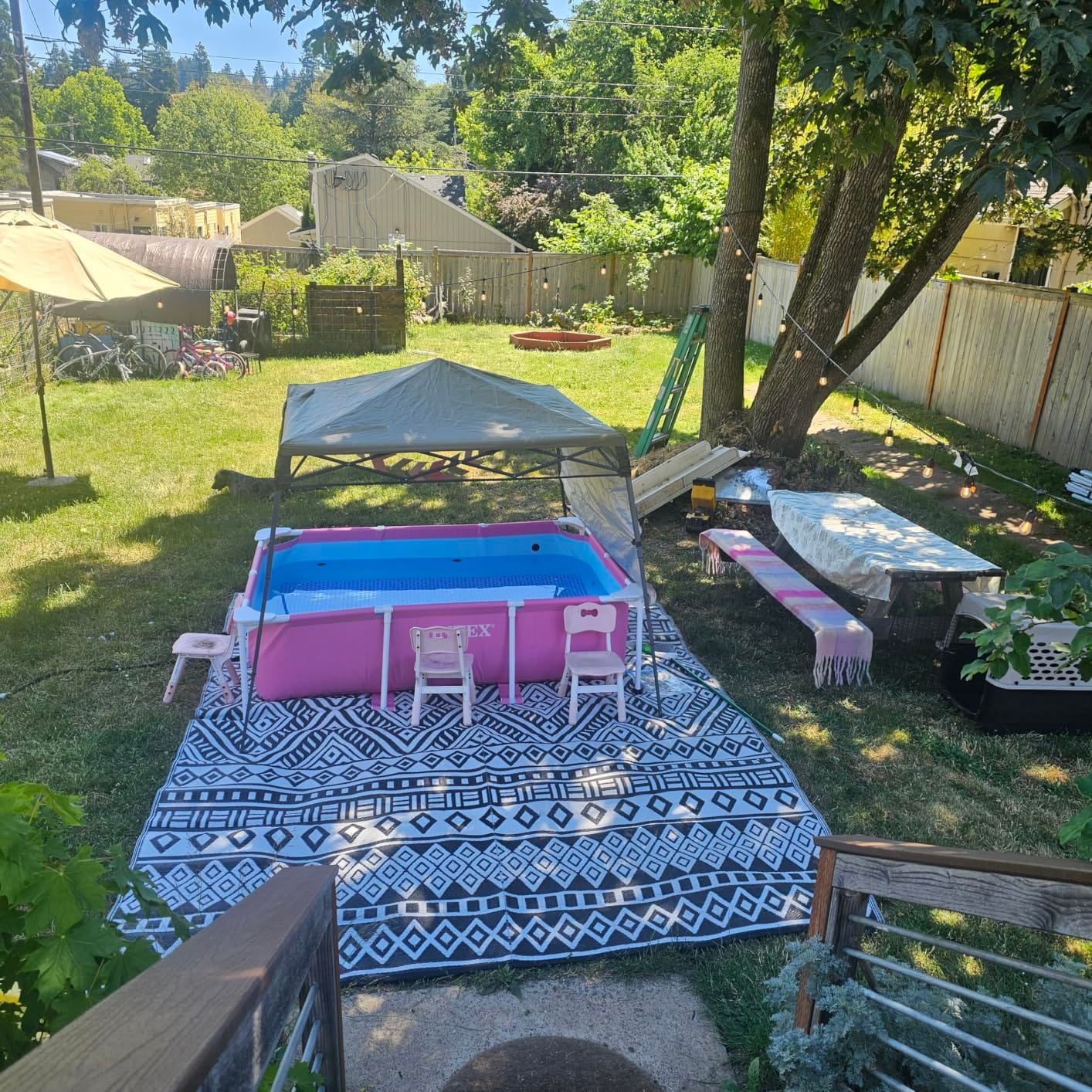 INTEX Metal Frame 7ft x 5ft x 23.5in Above Ground Swimming Pool, Pink customer photo 1