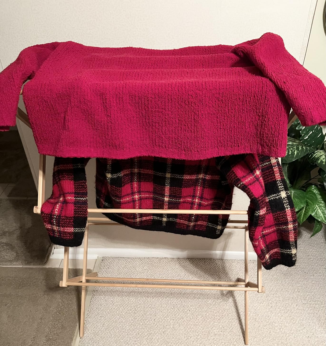 Honey-Can-Do Collapsible Bamboo Drying Rack – Sturdy & Foldable Laundry Drying Rack, Space-Saving & Portable Clothes Rack for Air-Drying Clothes, Towels, Blankets & Delicates, Indoor & Outdoor Use. customer photo 1