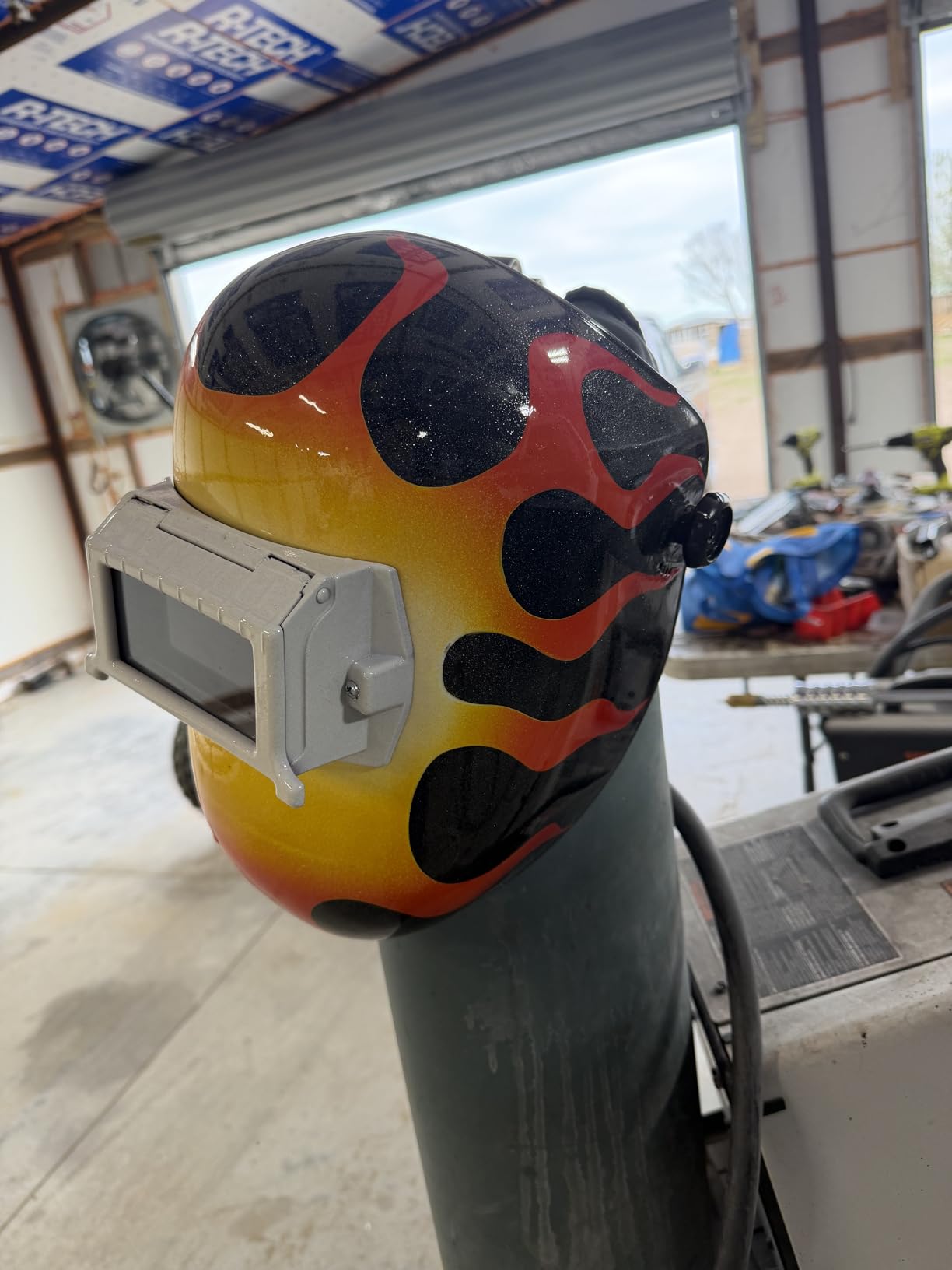 Jackson Safety PL280 Pipeline Welding Helmet Shade 10 Flip Front ANSI Z87.1 customer photo 2