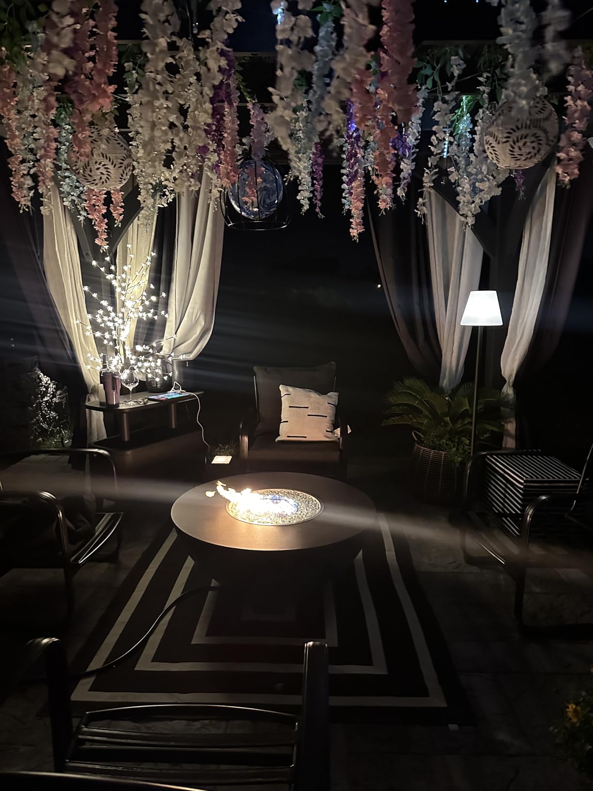 Gewiny Outdoor Floor Lamp Solar Powered Outdoor Lamps for Patio Waterproof, Rechargeable Indoor Cordless Floor Lamp with Light Sensor, Dimmable Warm White+RGB LED Outdoor Lamp for Lawn, Pool, Garden customer photo 2
