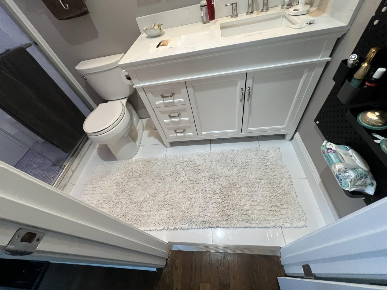 Walensee Large Bathroom Rug Non Slip Bath Mat (24x60 Inch Taupe) Water Absorbent Super Soft Shaggy Chenille Machine Washable Dry Extra Thick Perfect Absorbant Best Plush Carpet for Shower Floor customer photo 1