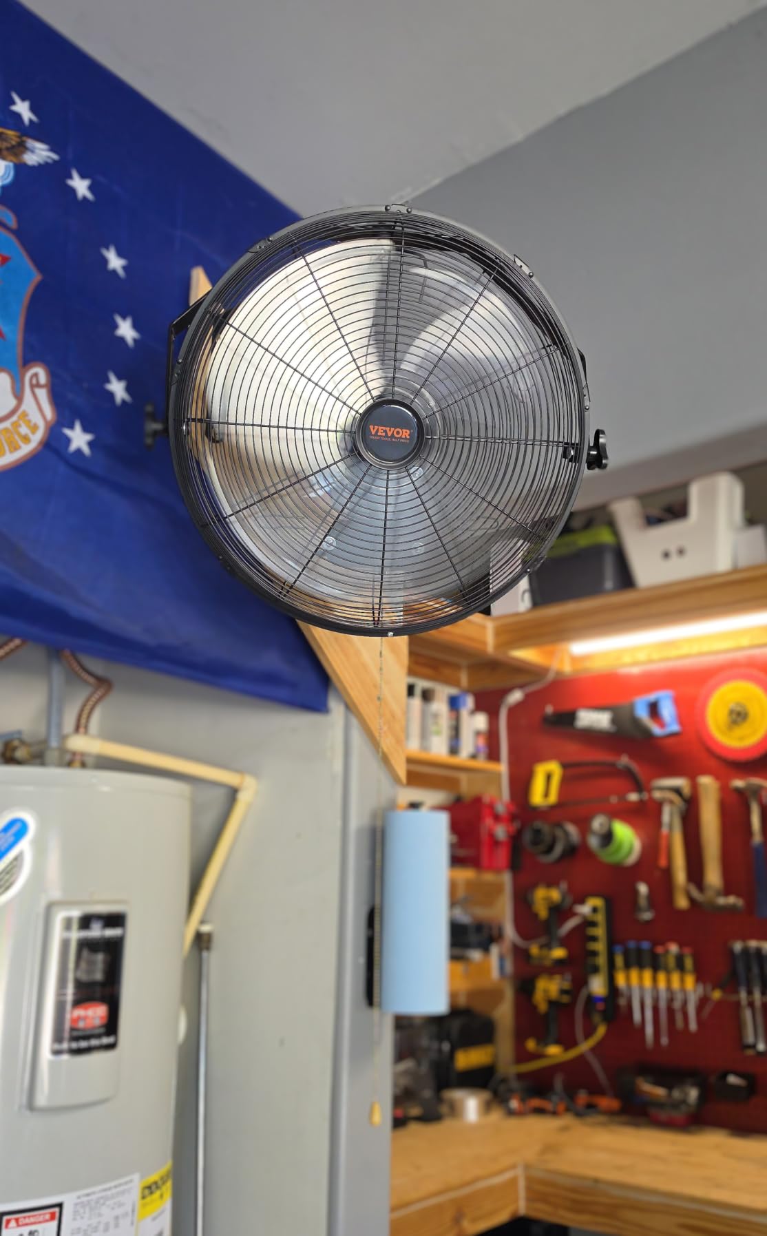 VEVOR Wall Mount Fan, 18 Inch 4150 CFM, 3-speed Wall Mounted Metal Fan | IP44 Water-Resistant for Commercial, Warehouse, Greenhouse, Workshop, Garage, Patio, Factory and Basement, ETL Listed, Black customer photo 2