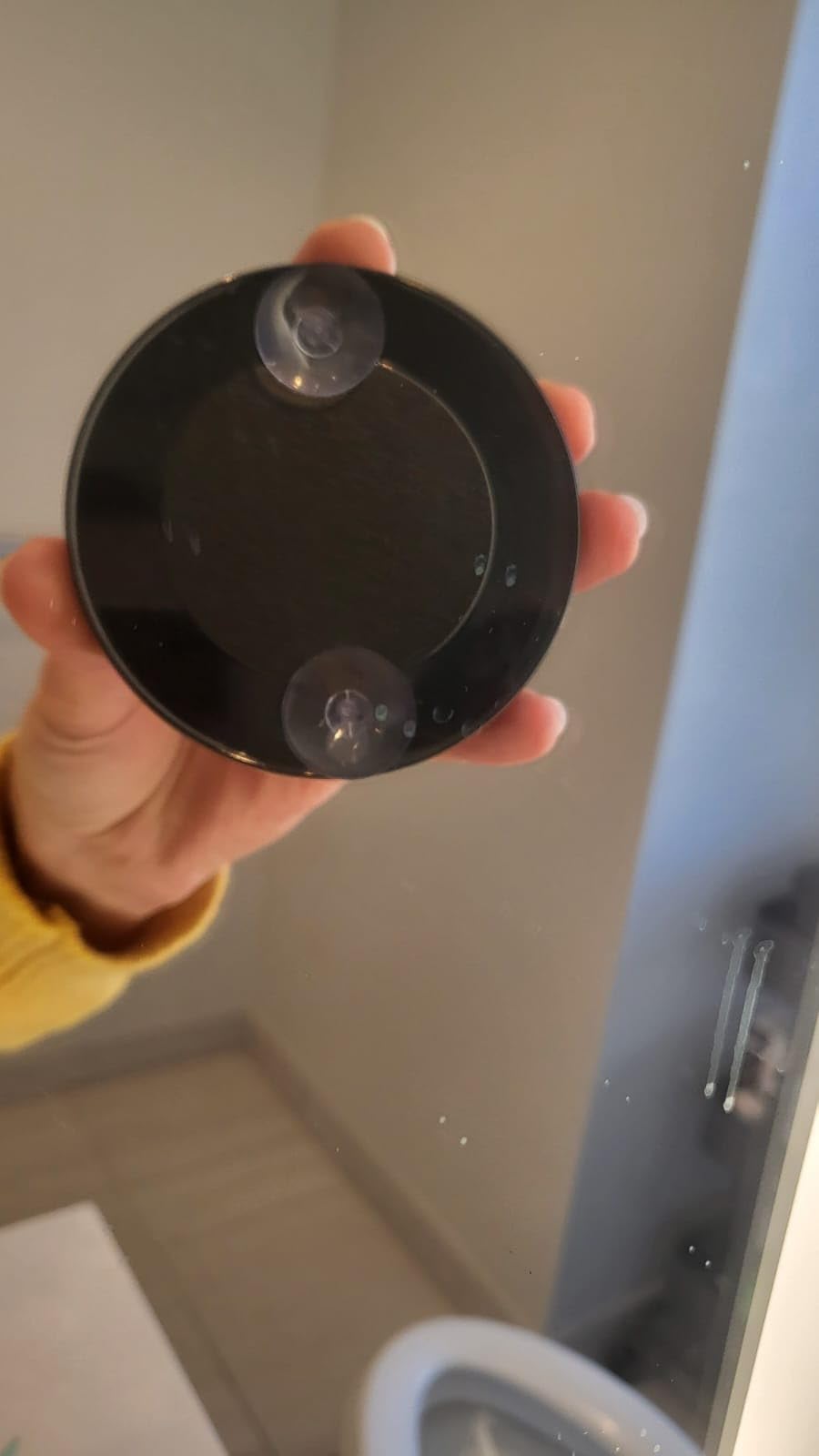 MIYADIVA 30X Magnifying Mirror, Small Travel Mirror with Suction Cup and Tweezers, 3.5 Inches customer photo 2