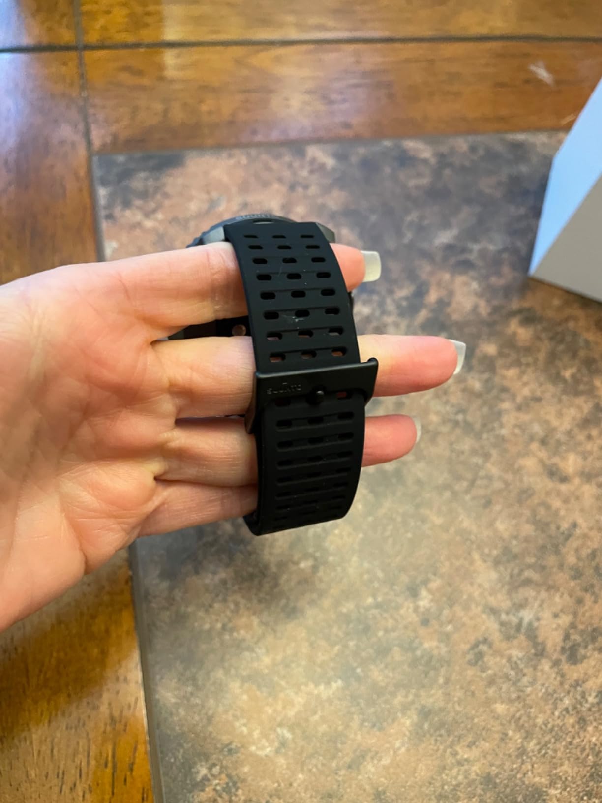 SUUNTO Vertical GPS Sports Watch, Solar Charging 95+ Sports, Black Ti customer photo 1