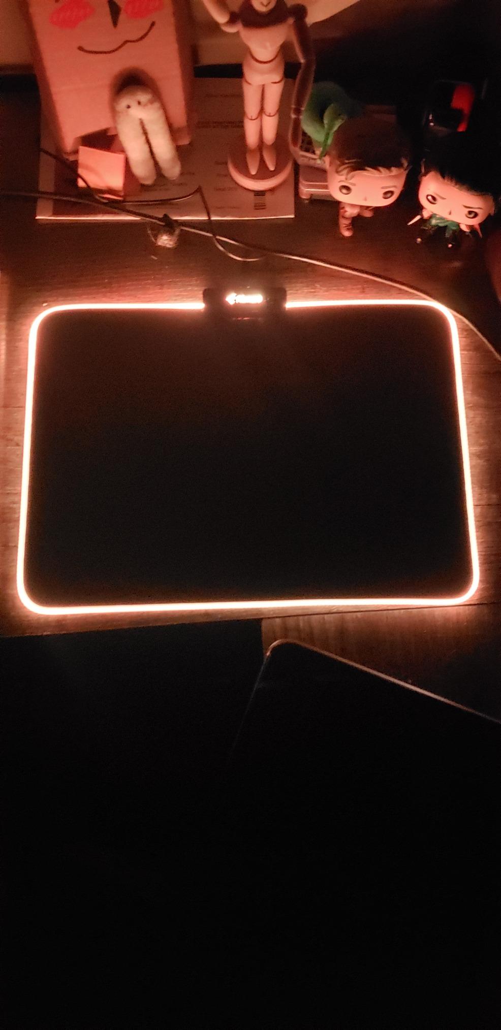 Charging RGB Gaming Mouse Pad - Wireless 15W Mousepad LED Extra Large Mouse Mat 80 * 30cm, 10 Light Modes Gaming Room Accessories, Computer Keyboard Mat Fast Charging Desk Mat for Gaming, Black customer photo 1