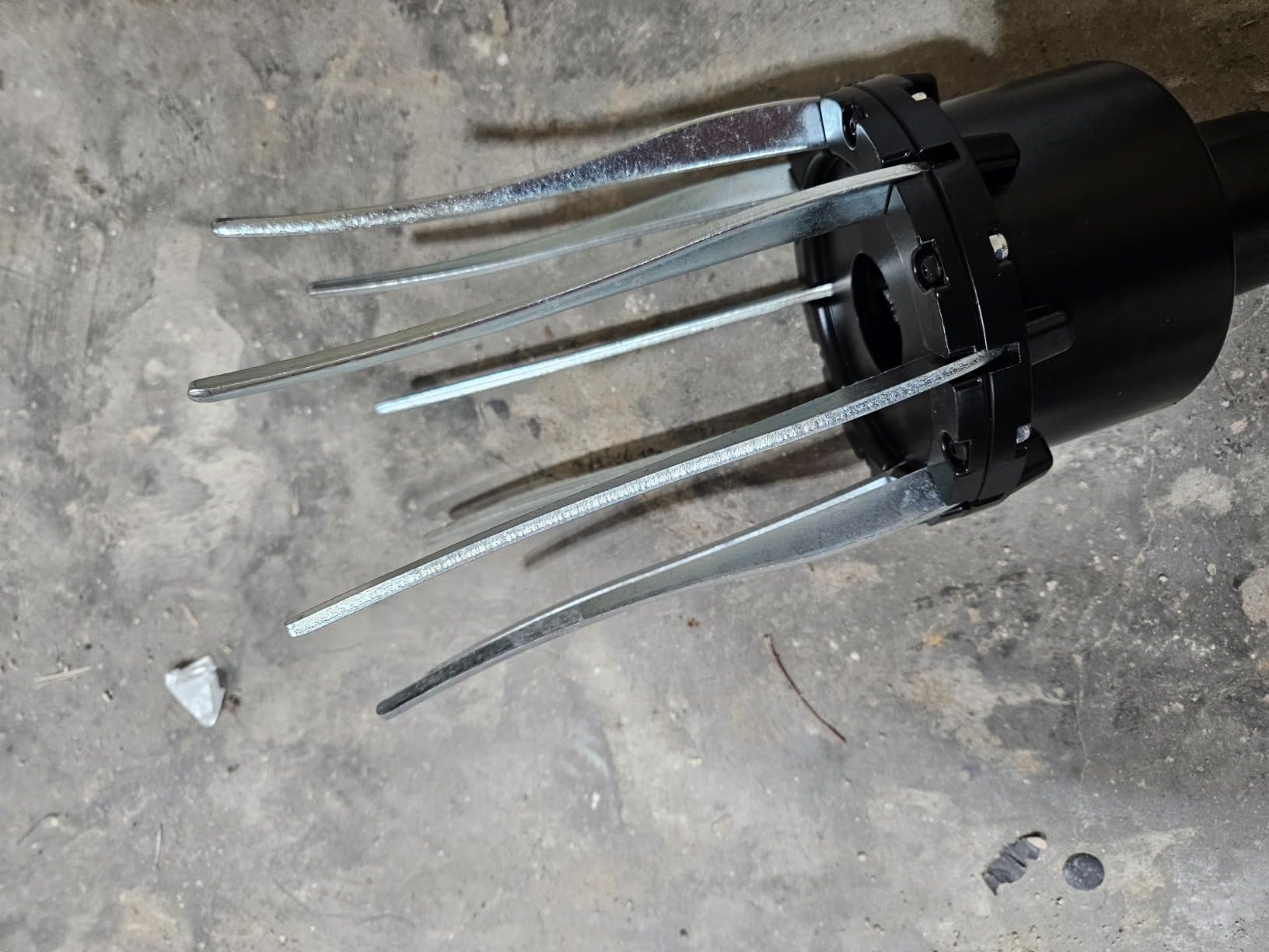 Pneumatic CV Joint Boot Installation Tool, Universal Air Powered CV Axle Boot Expander, No Disassembly Removal Tool Compatible with Toyota, BMW, UTV, ATV, SUV, 20-120mm Range customer photo 1
