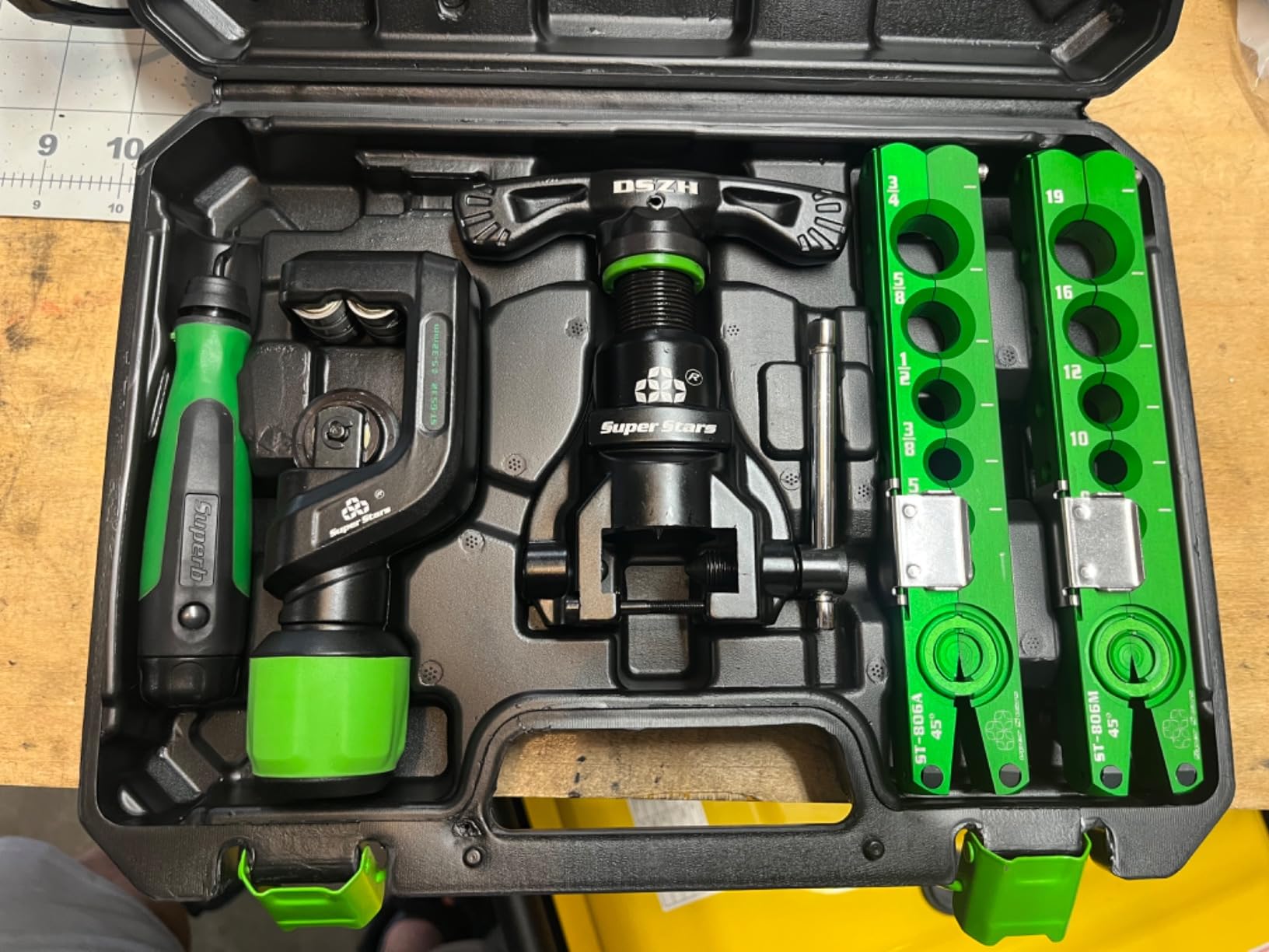 Flaring Tool Kit Pipe Expander Set 1/4