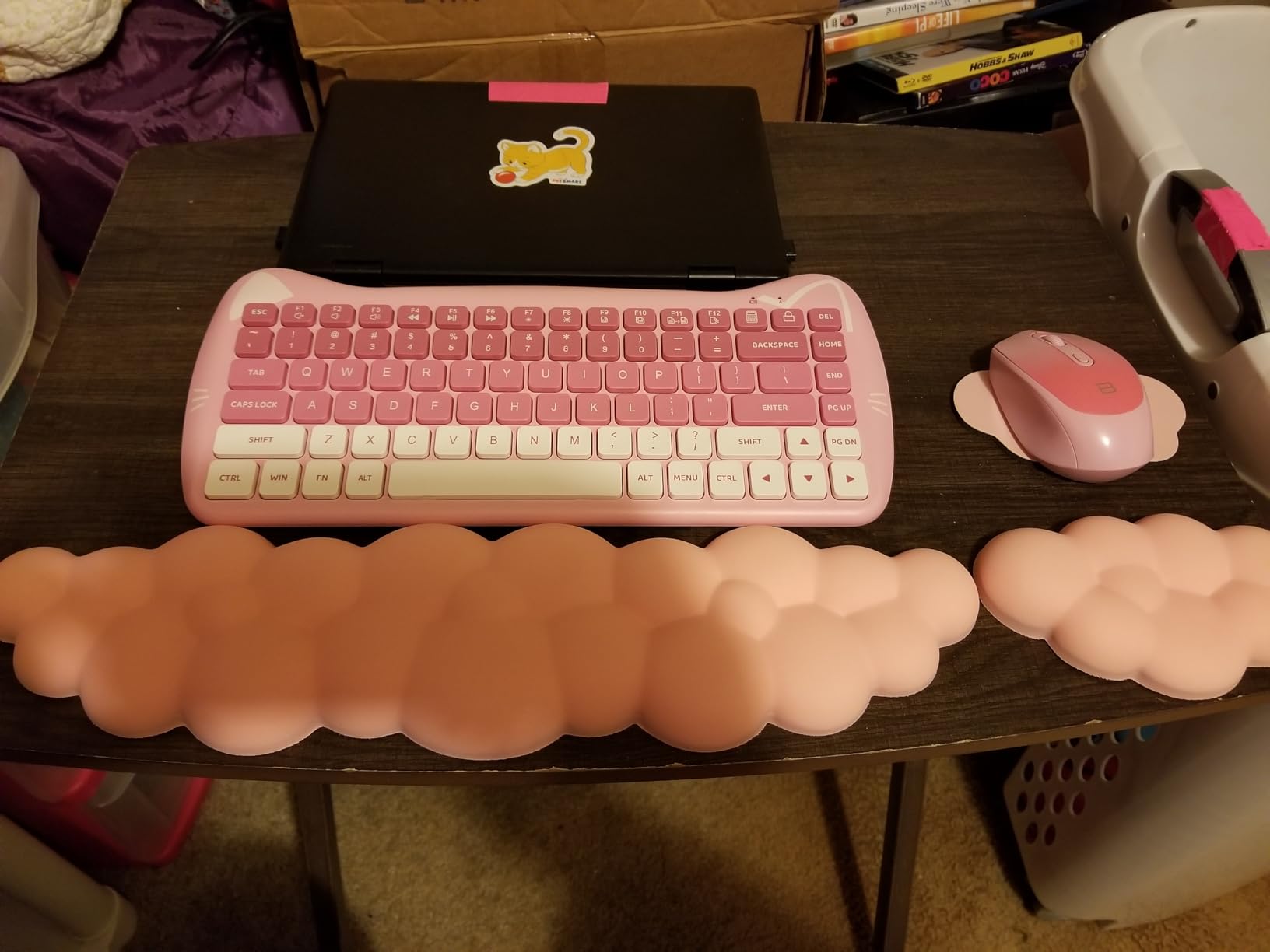 JIKIOU Upgrade Leather Cloud Wrist Rest for Keyboard and Mouse & Cup Pad customer photo 2