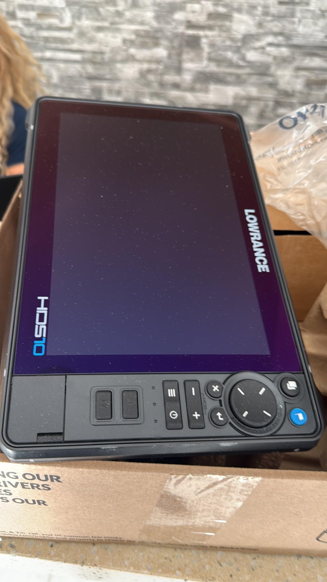 Lowrance HDS PRO Fishfinder/Chartplotter with Smartphone Integration and Preloaded C-MAP U.S. & Canada Charts customer photo 2