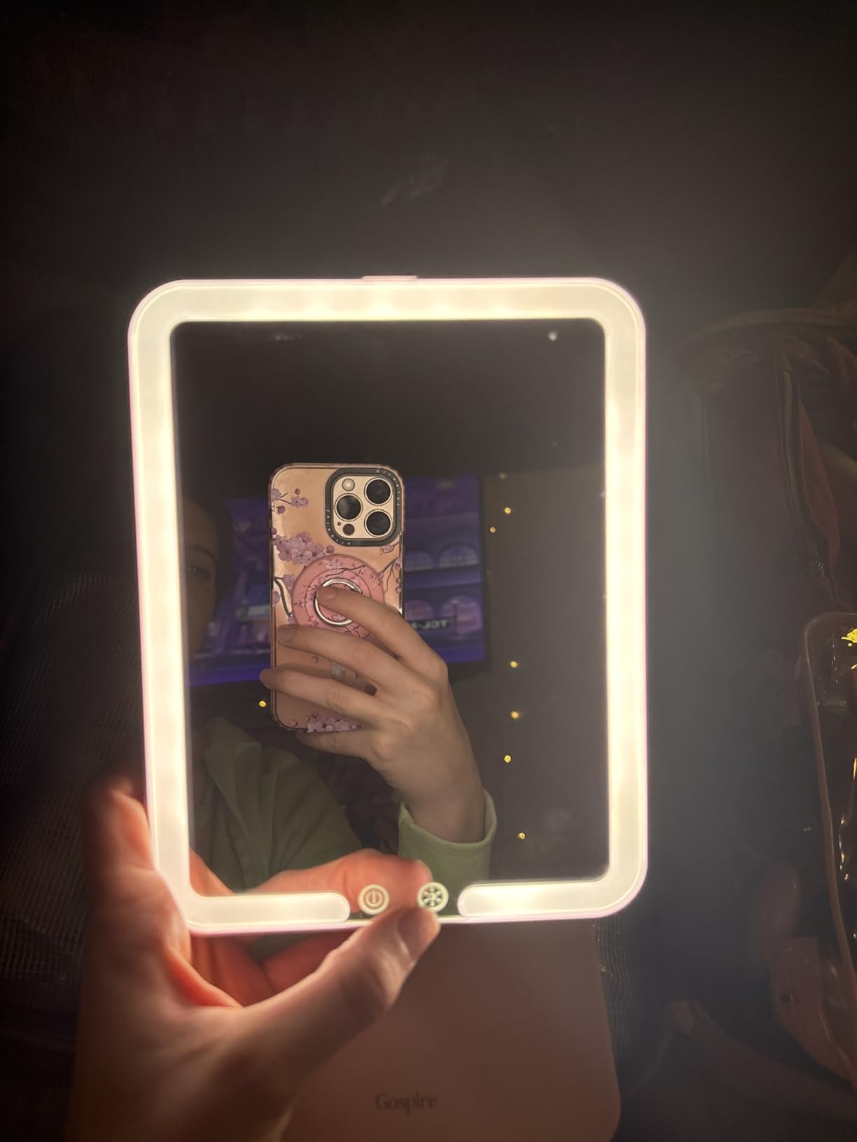 Gospire Travel Makeup Mirror with Lights and Magnification 10X, Pink customer photo 2