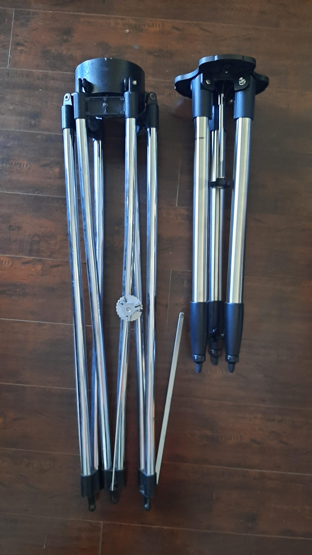 Celestron Tripod for StarSense Explorer Tabletop Dobsonians | Comfortable Observing for Tabletop Telescope, Adjustable Height, Stainless Steel Legs, Built-In Accessory Tray customer photo 1