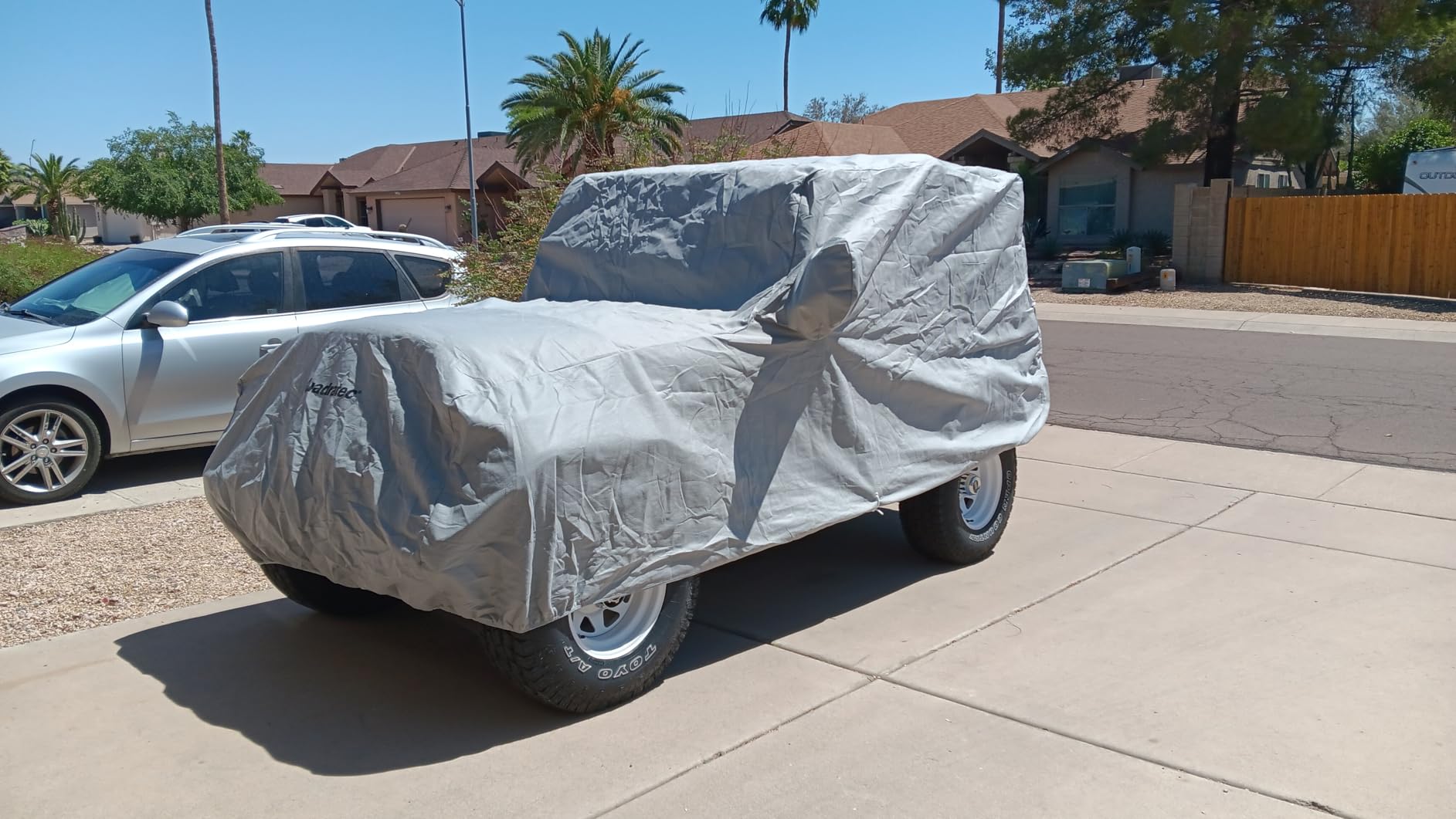 Quadratec Softbond 5-Layer Car Cover - Fits Jeep CJ, Wrangler TJ & YJ 1976-2006 - Jeep Cover 2 Door Jeep Wrangler Cover Jeep TJ Cover Jeep Wrangler Rain Cover - Includes Storage Tote customer photo 1